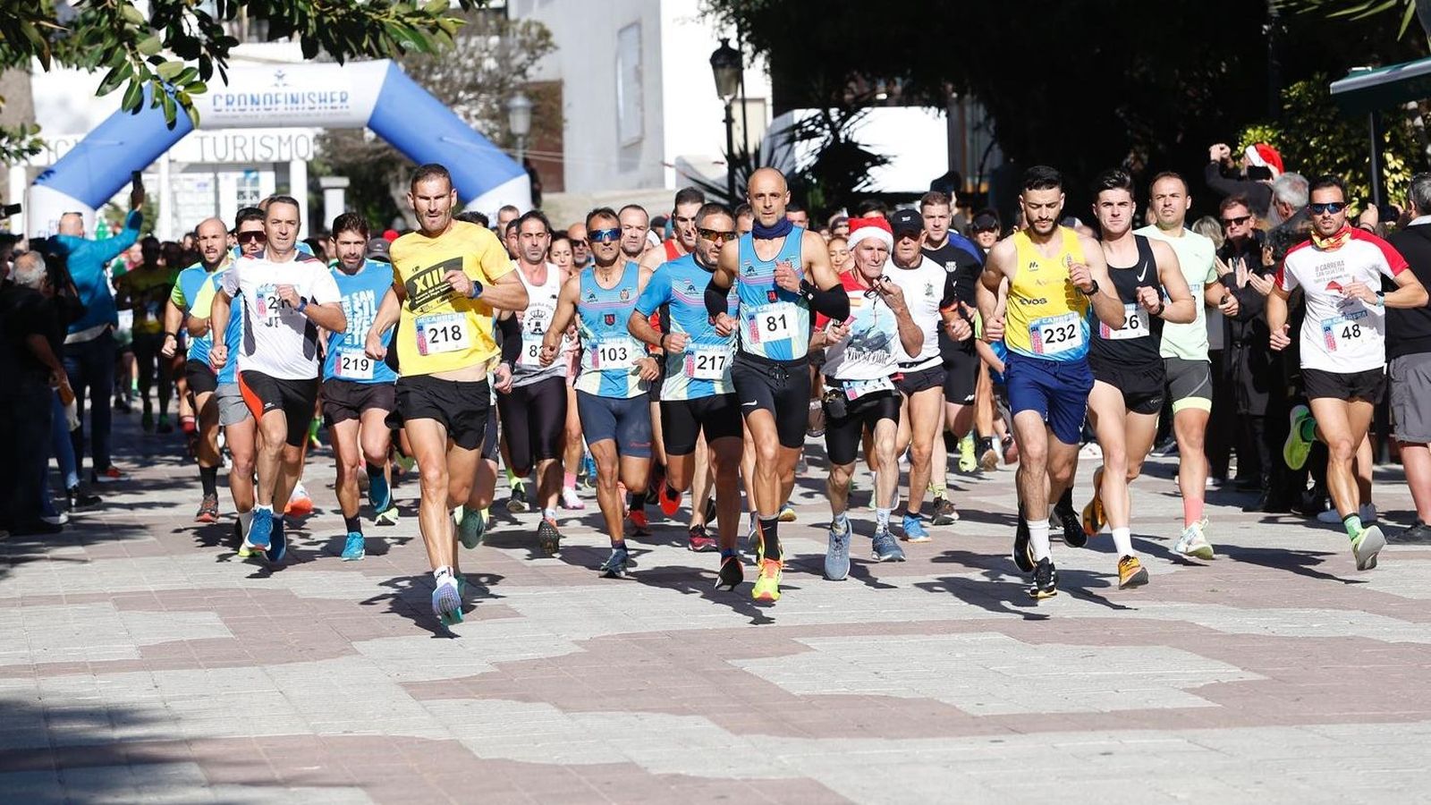 La salida de la III San Silvestre, en La Alameda de Tarifa