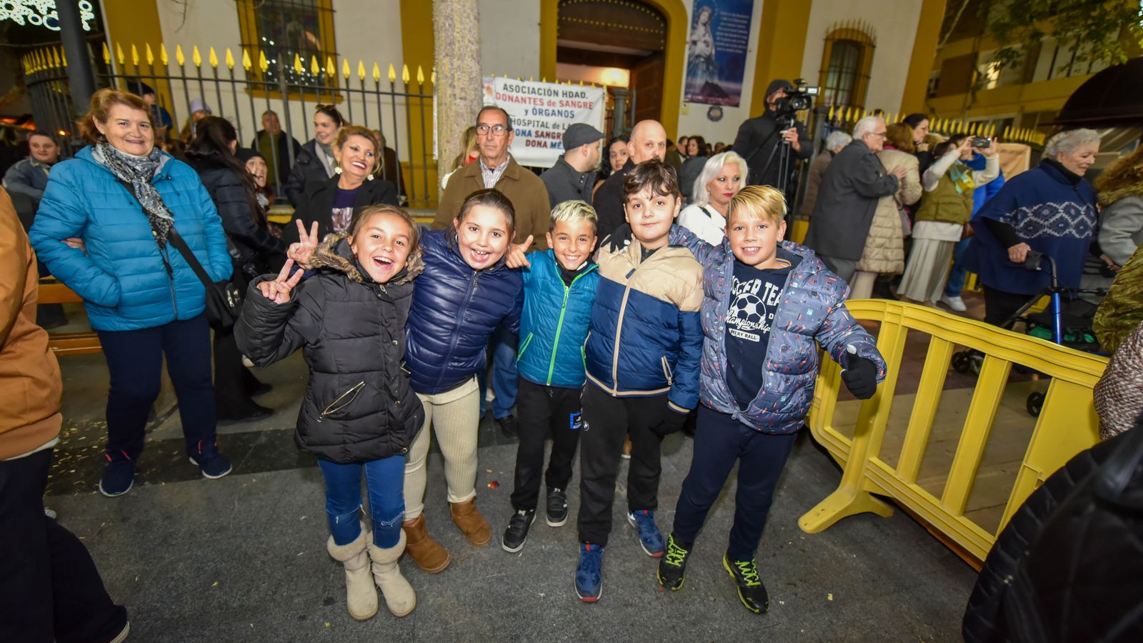 El encendido del alumbrado de Navidad en La Línea, en imágenes