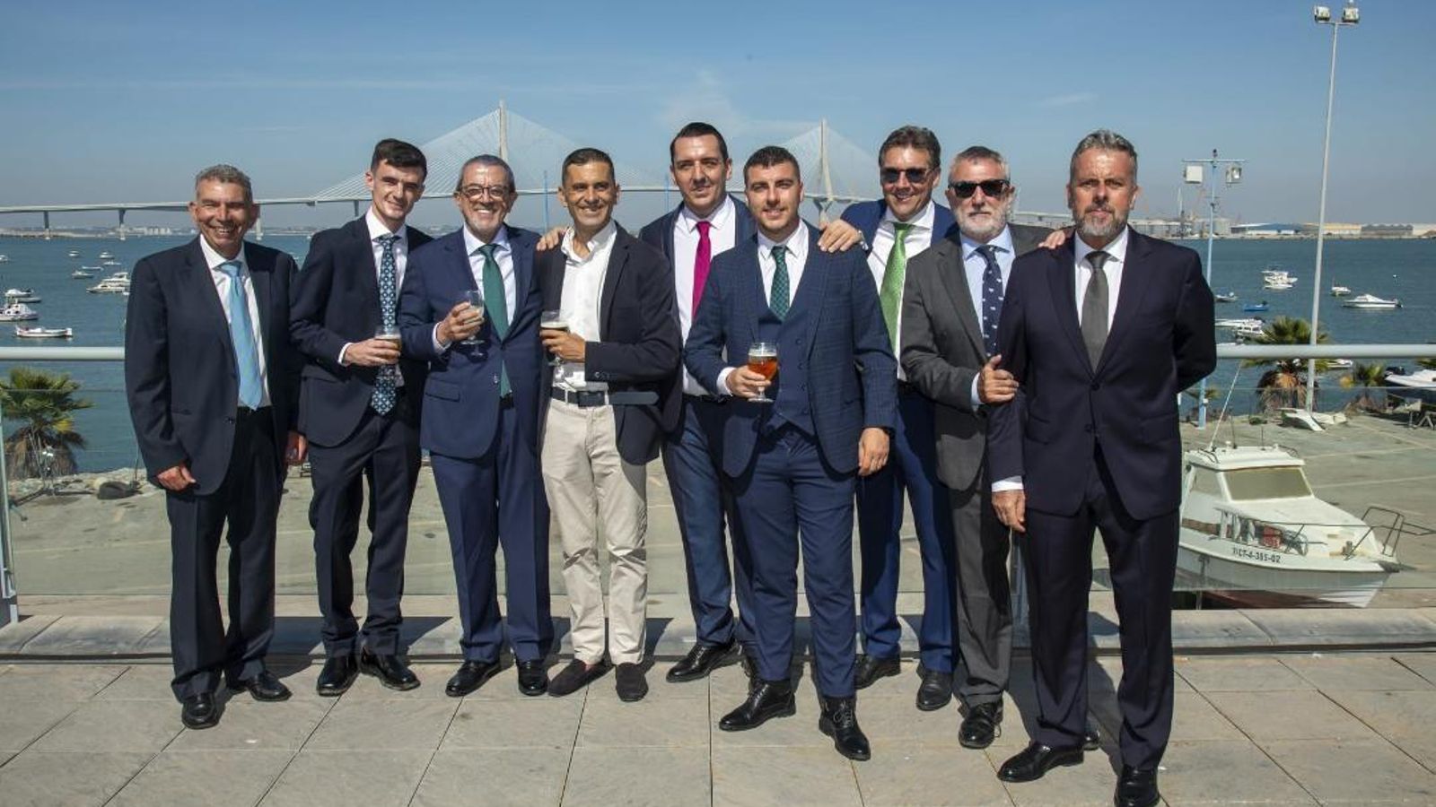 José Miguel Calvo, Pablo Domínguez-Mompell con su hijo Pablo, Ricardo Vicente, Israel Ruz, Juan José Molina, Juan Manuel Cañuelo, Enrique Jiménez y Emilio González de  la Muela.