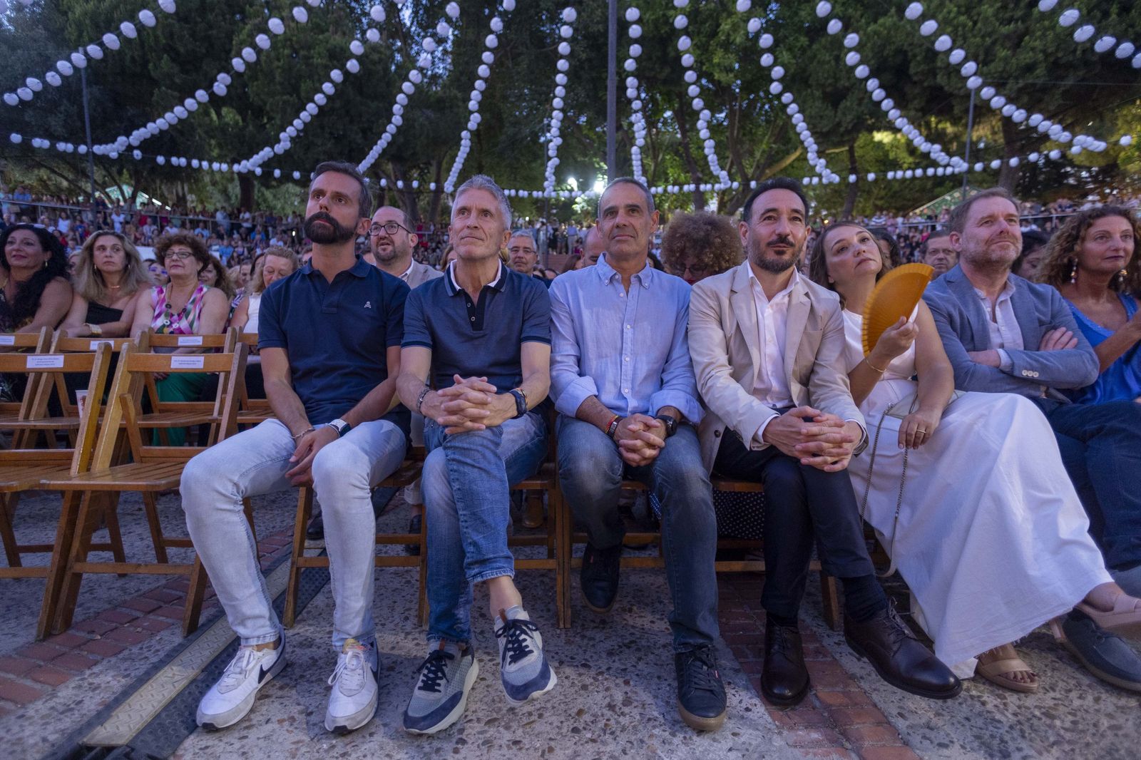 Búscate en las imágenes de la inauguración de la Feria del Carmen y de la Sal de San Fernando