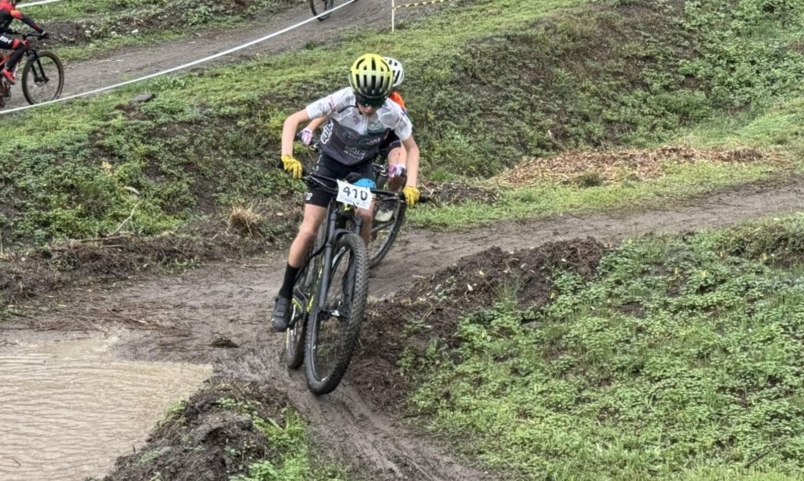 Dos 'bikers' en una prueba del circuito.