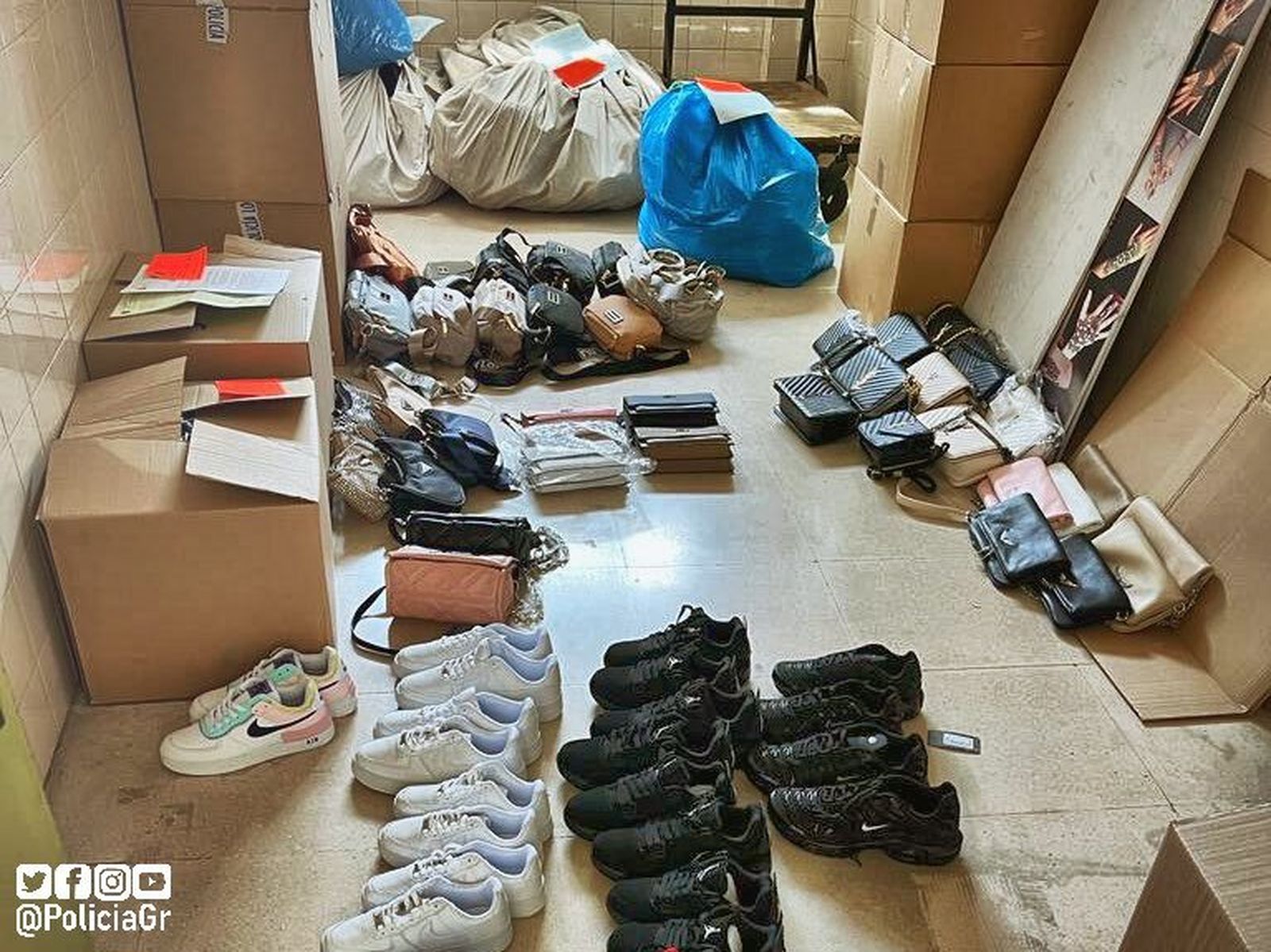 Detienen a vendedor ambulante por agredir a un agente en una intervención policial