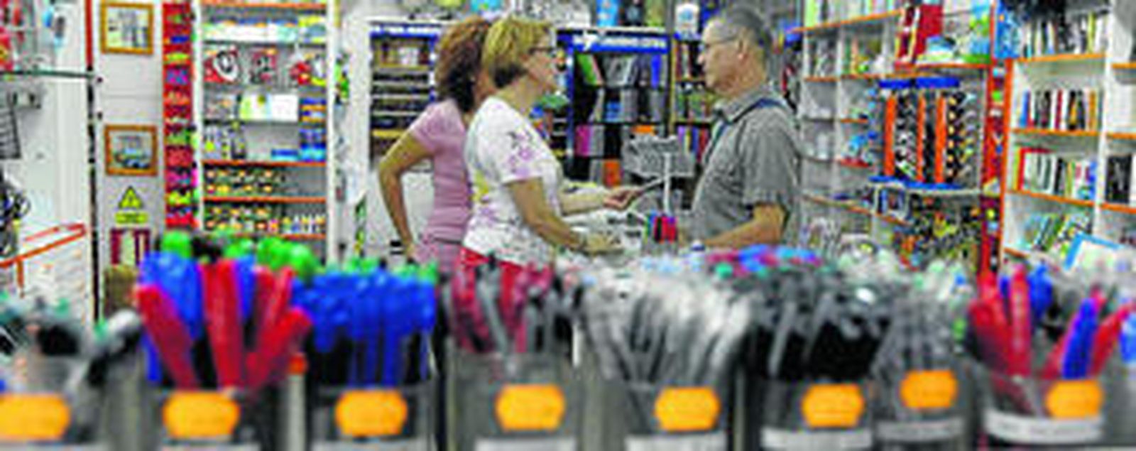 La Colón llena desde hace 40 años las carteras almerienses