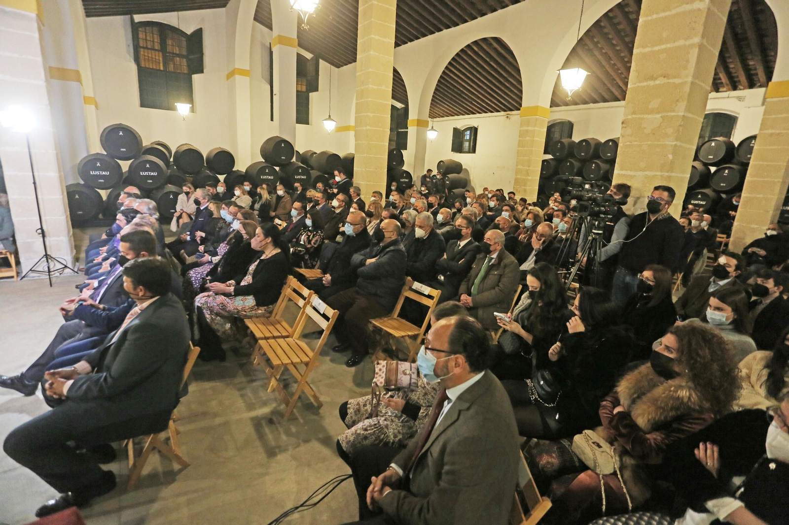 Presentación del cartel del Vía Crucis de la hermandades