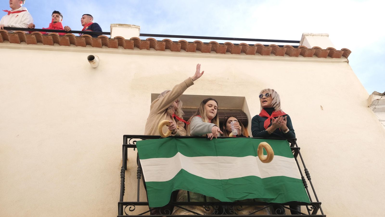 Procesión de San Sebastián y tirada de roscos en Lubrín, en imágenes
