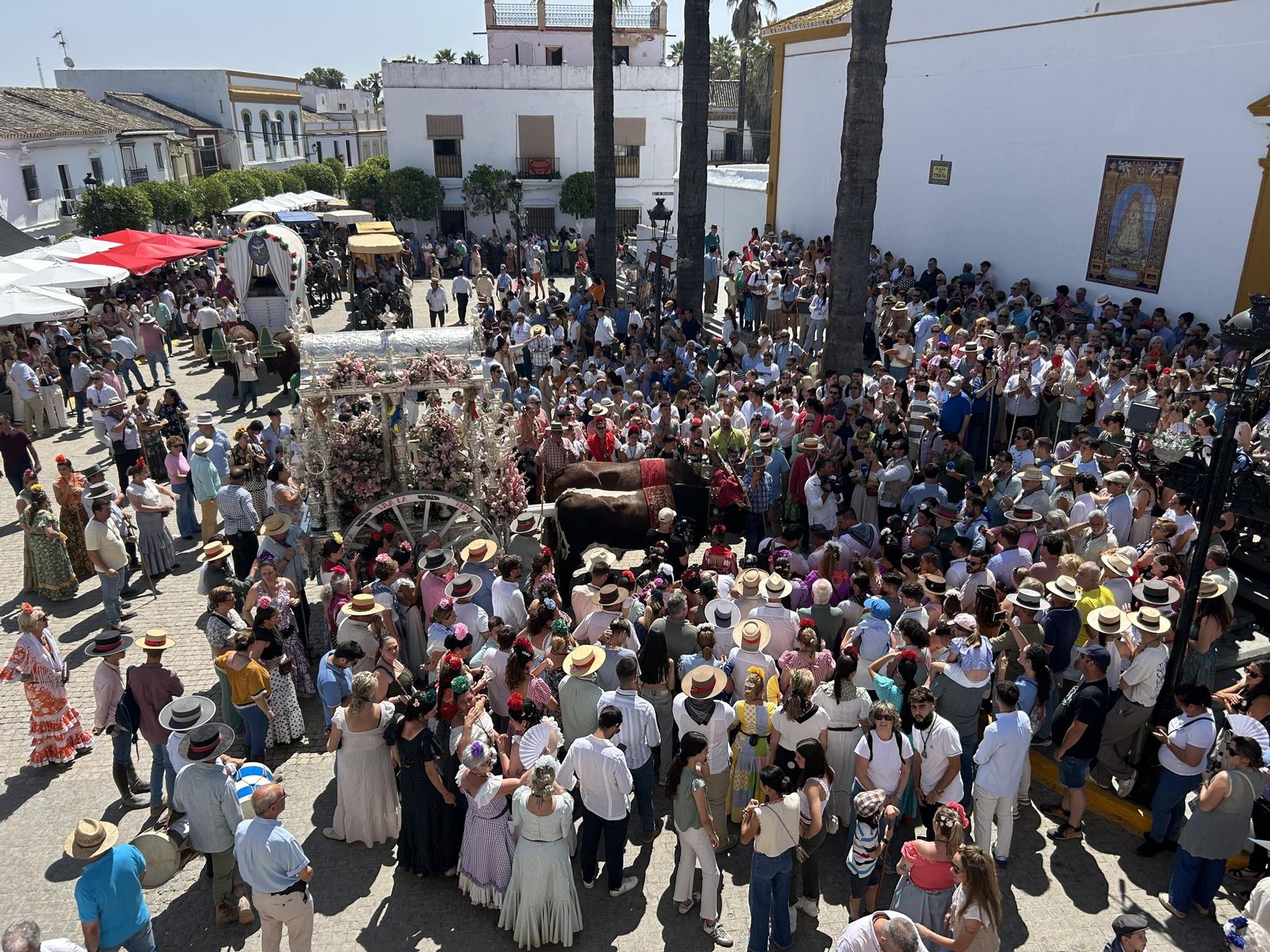 Presentación de las hermandades en Villamanrique