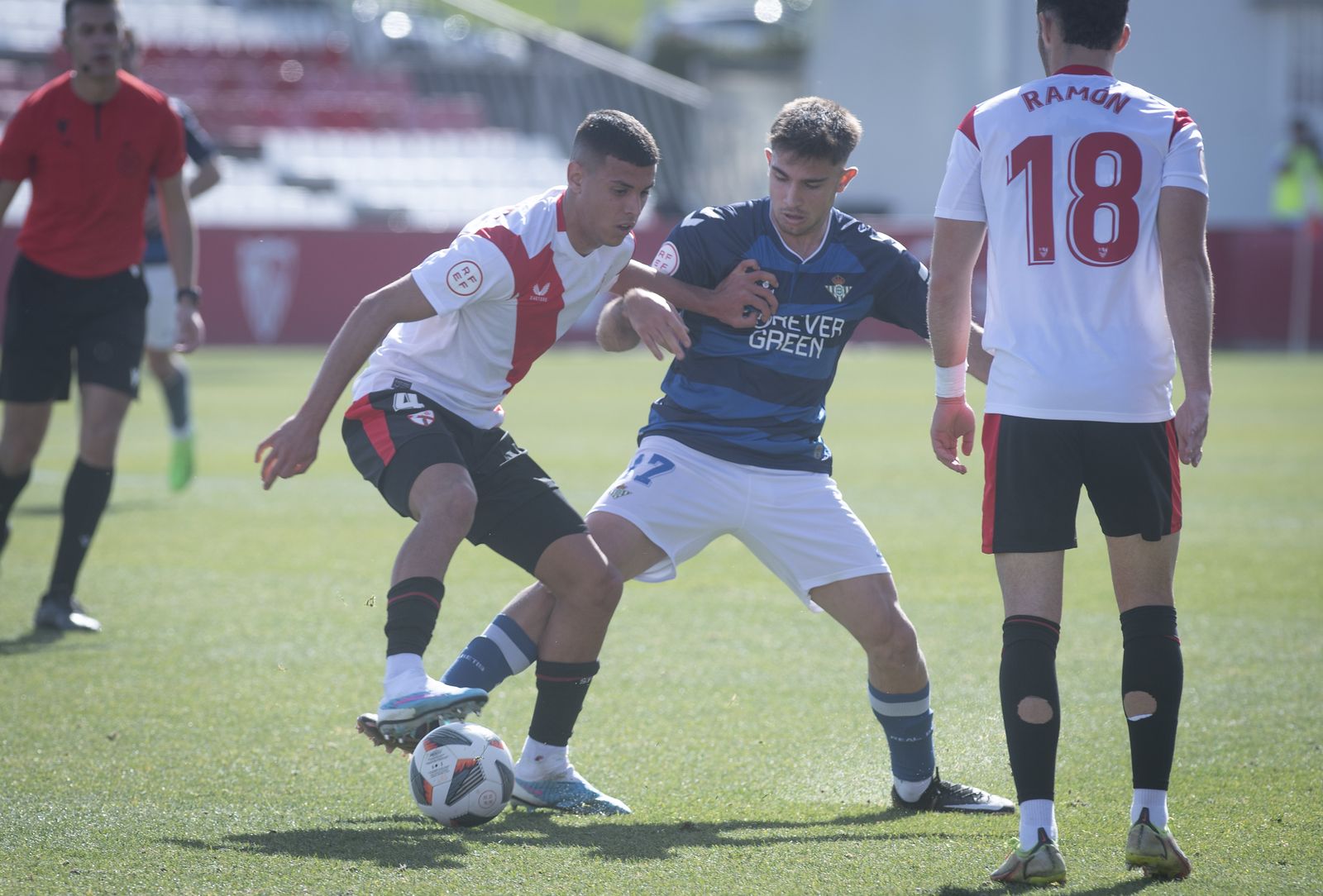 Las imágenes del Sevilla Atlético-Betis Deportivo