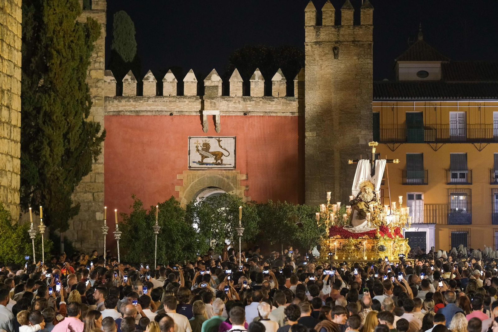 Traslado de la Virgen de la Piedad del Baratillo a la Catedral para su coronación