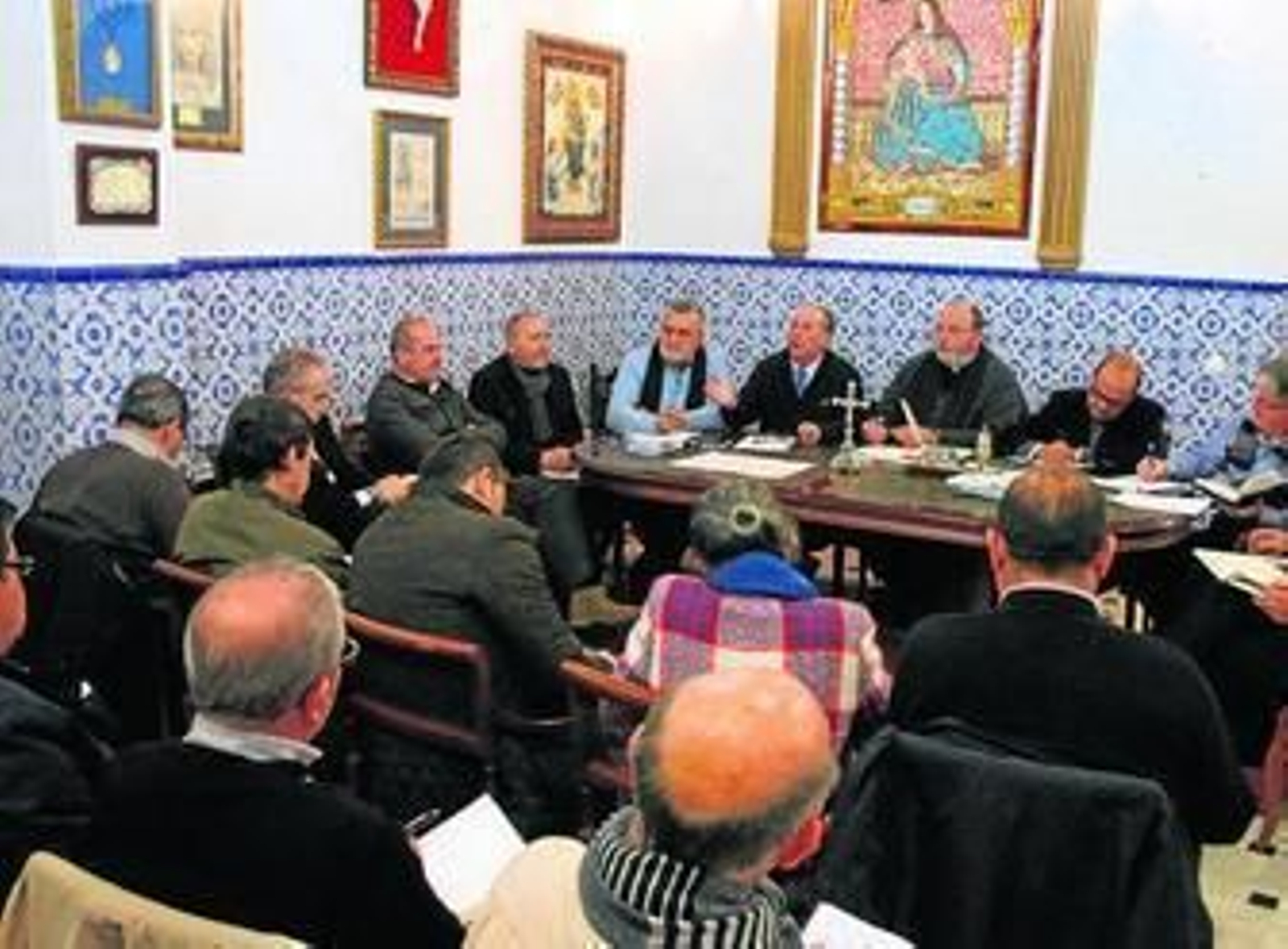 El Pleno se celebró en la casa de hermandad de La Cinta.