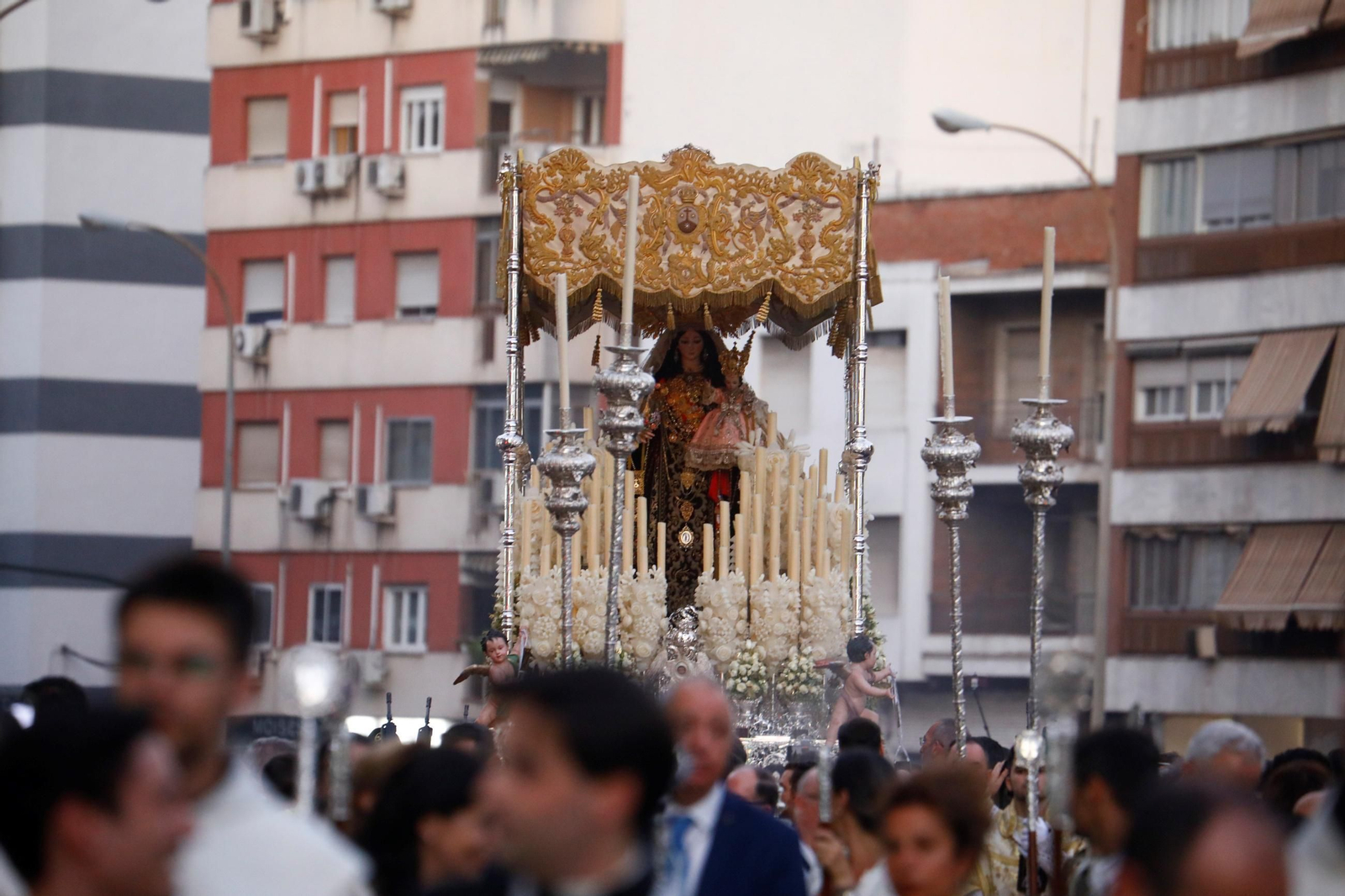 Las mejores fotos de la procesión de la Virgen del Carmen de San Cayetano de Córdoba