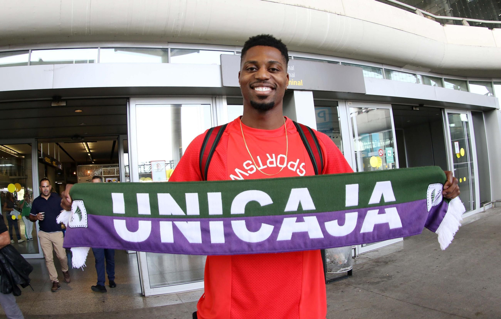 Melvin Ejim, sus cuatro años y seis títulos en Málaga