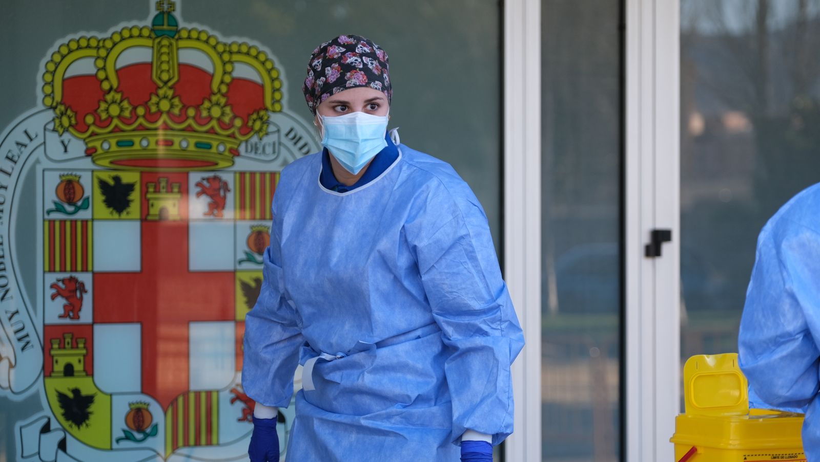 Fotogalería vacunación COVID-19 en el Palacio de los Juegos Mediterráneos. Almería