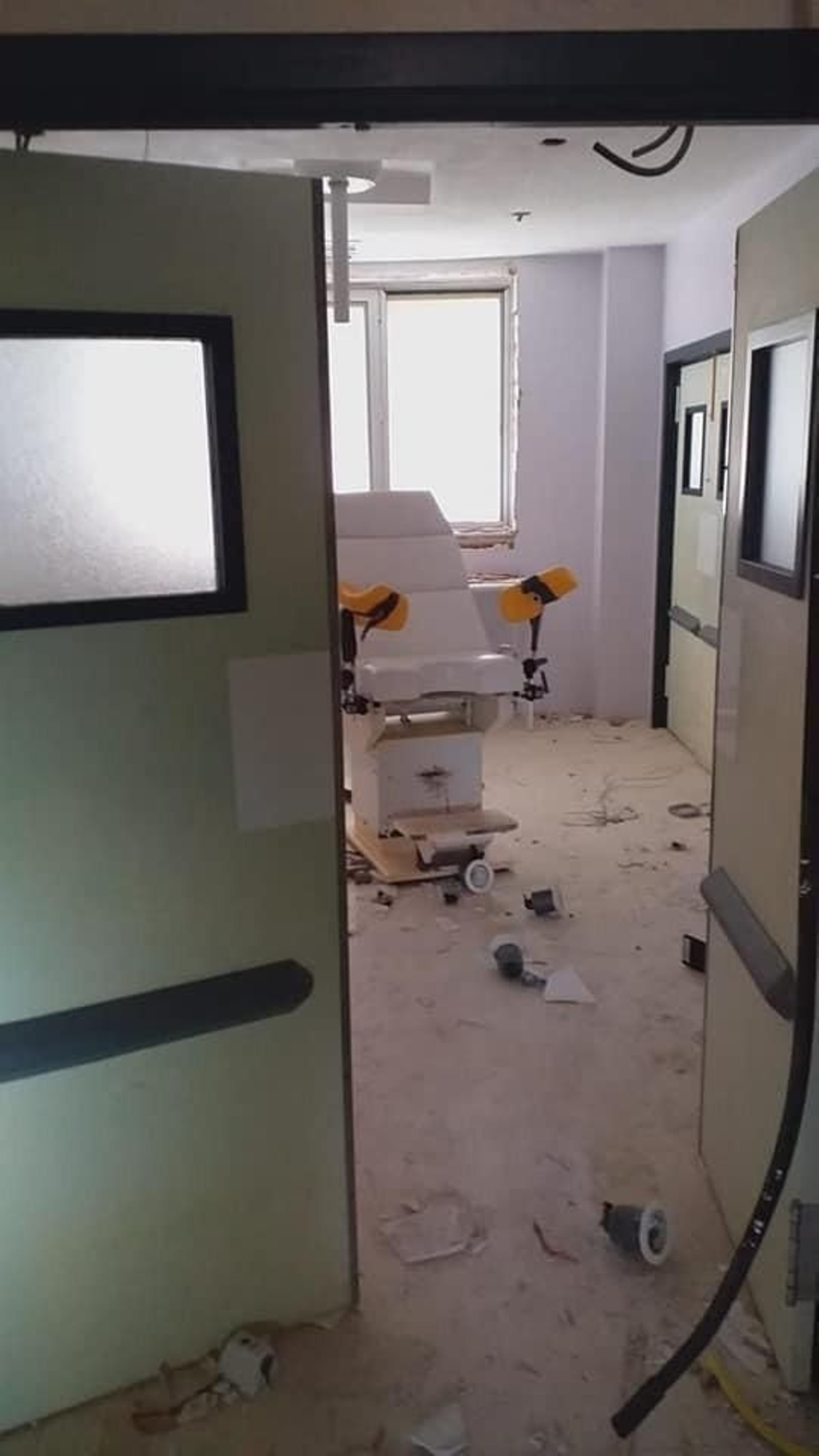 Saqueo del antiguo hospital de La Línea