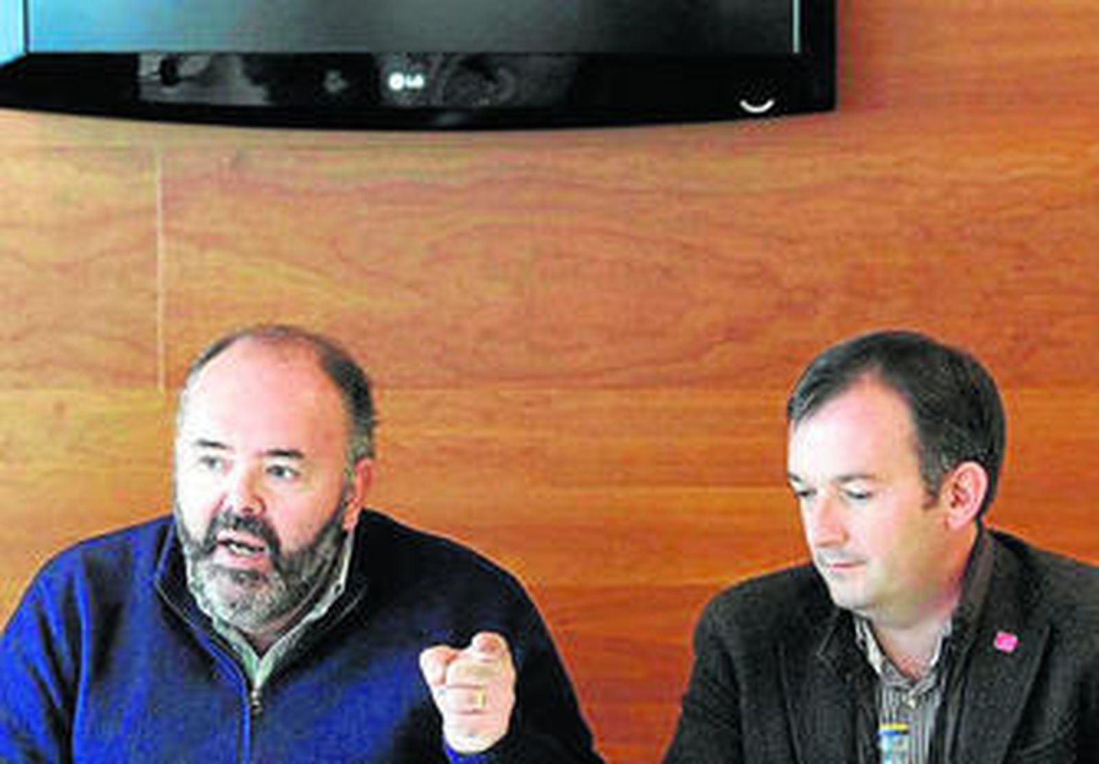 Manuel Pérez Fabra y Martín de la Herrán, ayer en La Línea.