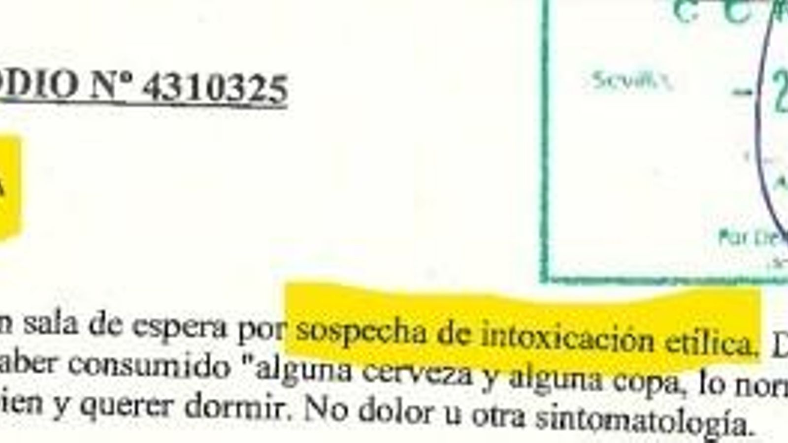 El informe de la asistencia sanitaria recoge como motivo una "intoxicación etílica", no el traumatismo craneoencefálico que sufrió por la caída.