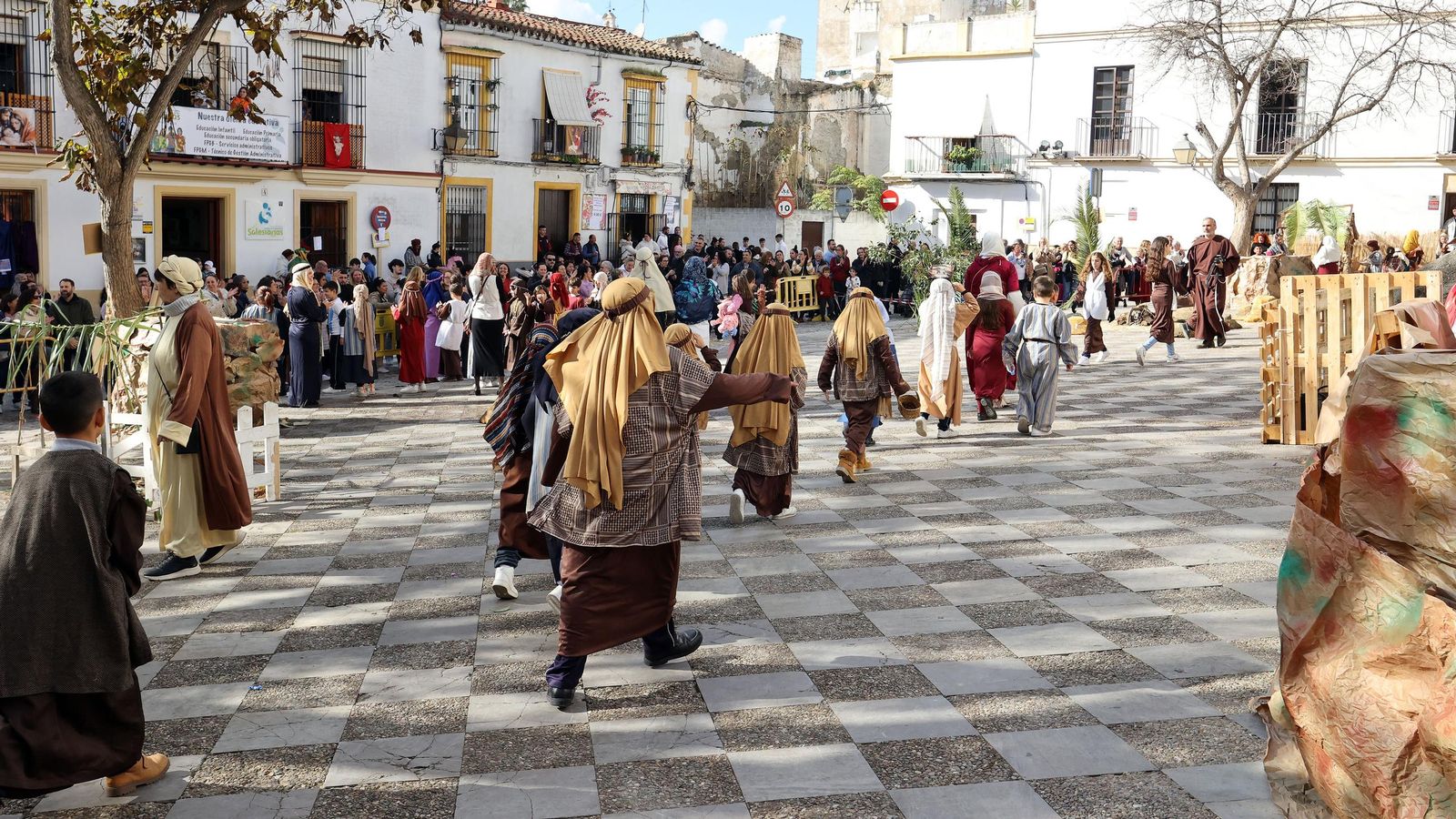 Imágenes del Belén Viviente de la plaza San Lucas en Jerez