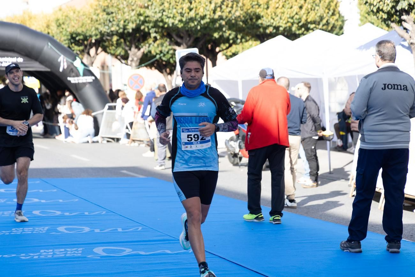 En imágenes: multitudinaria e histórica XXIX Media Maratón 'Ciudad de Jaén' y 10k en memoria de Paco Manzaneda