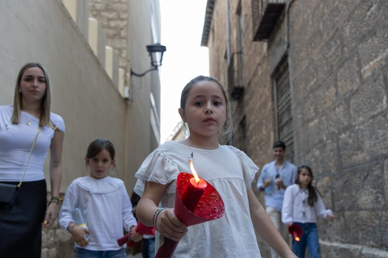 Procesiones infantiles y cruces del 2 de mayo