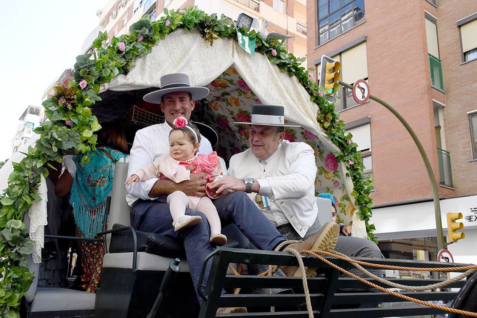 Imágenes de los carros de la Hermandad del Rocío de Huelva