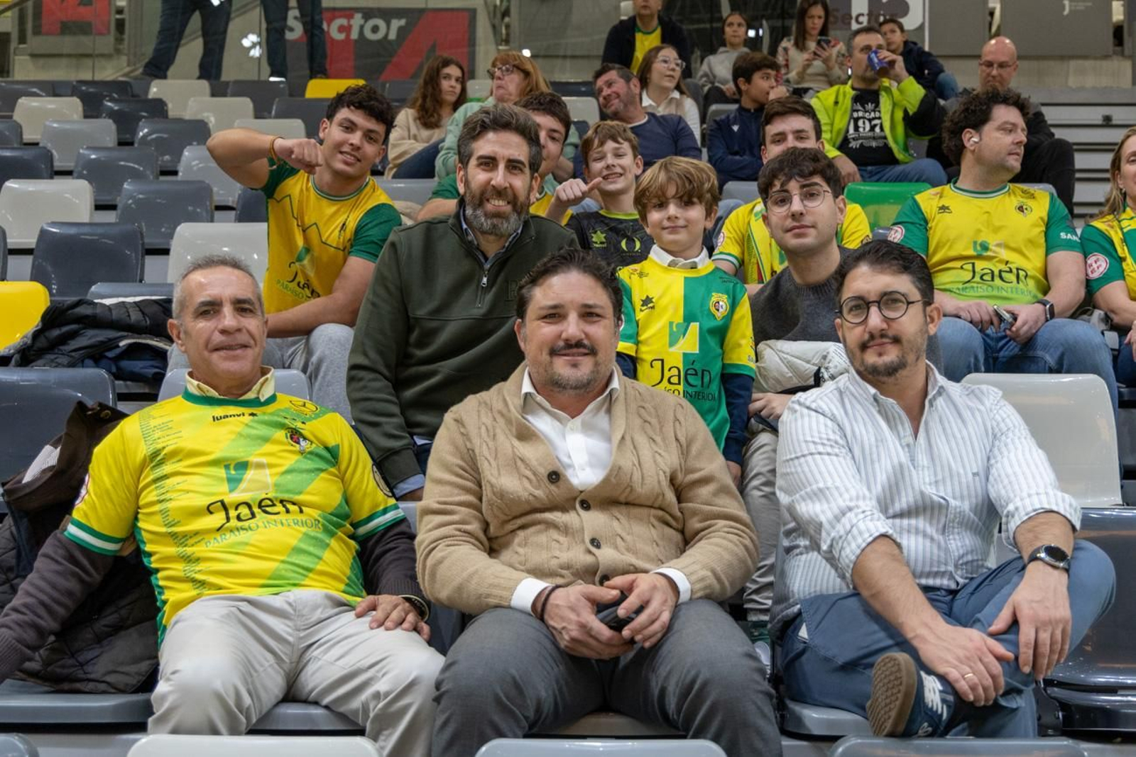 Jaén Paraíso Interior FS  4-3 Family Cash Alzira