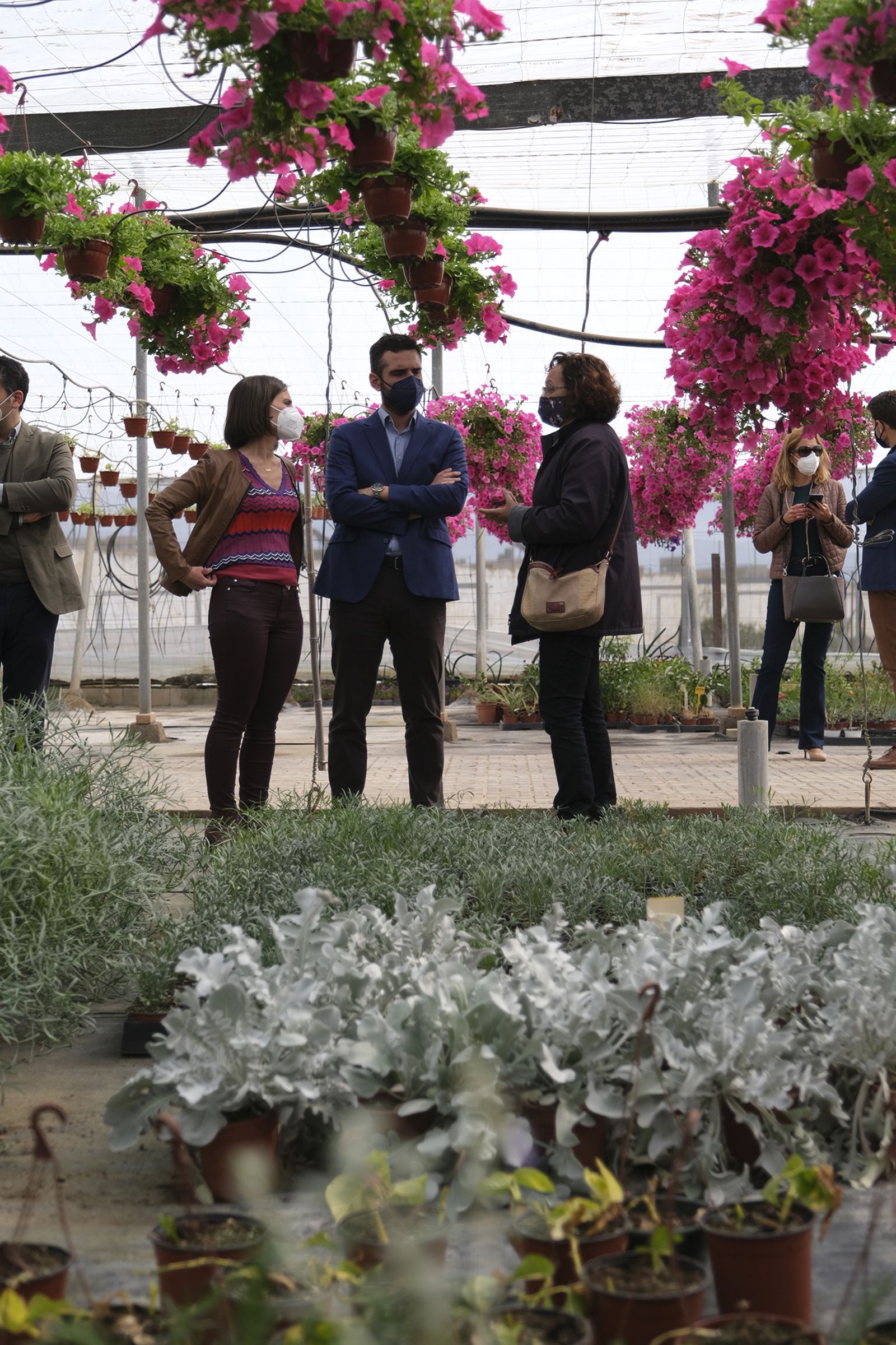 Fotogalería de la visita al vivero municipal de Almería.
