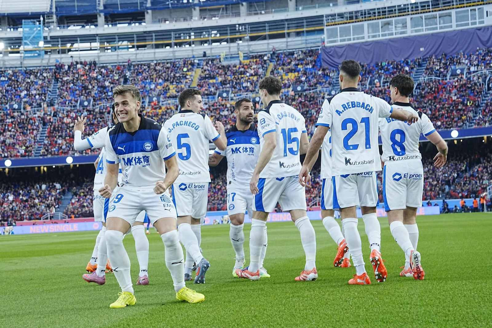Las fotos del Barcelona-Alavés
