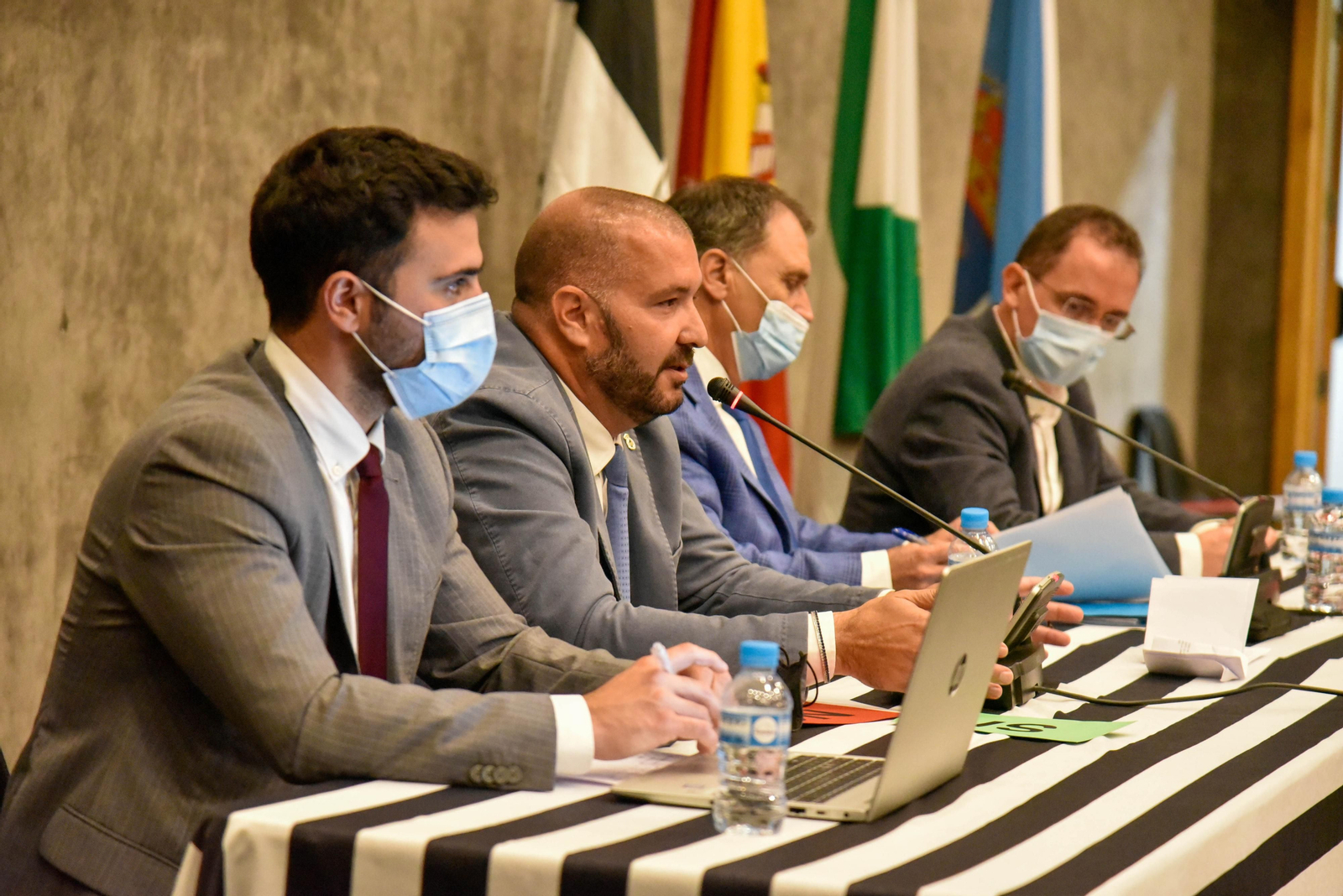 Las fotos de la asamblea en la que la Balona aprueba su conversión en SAD