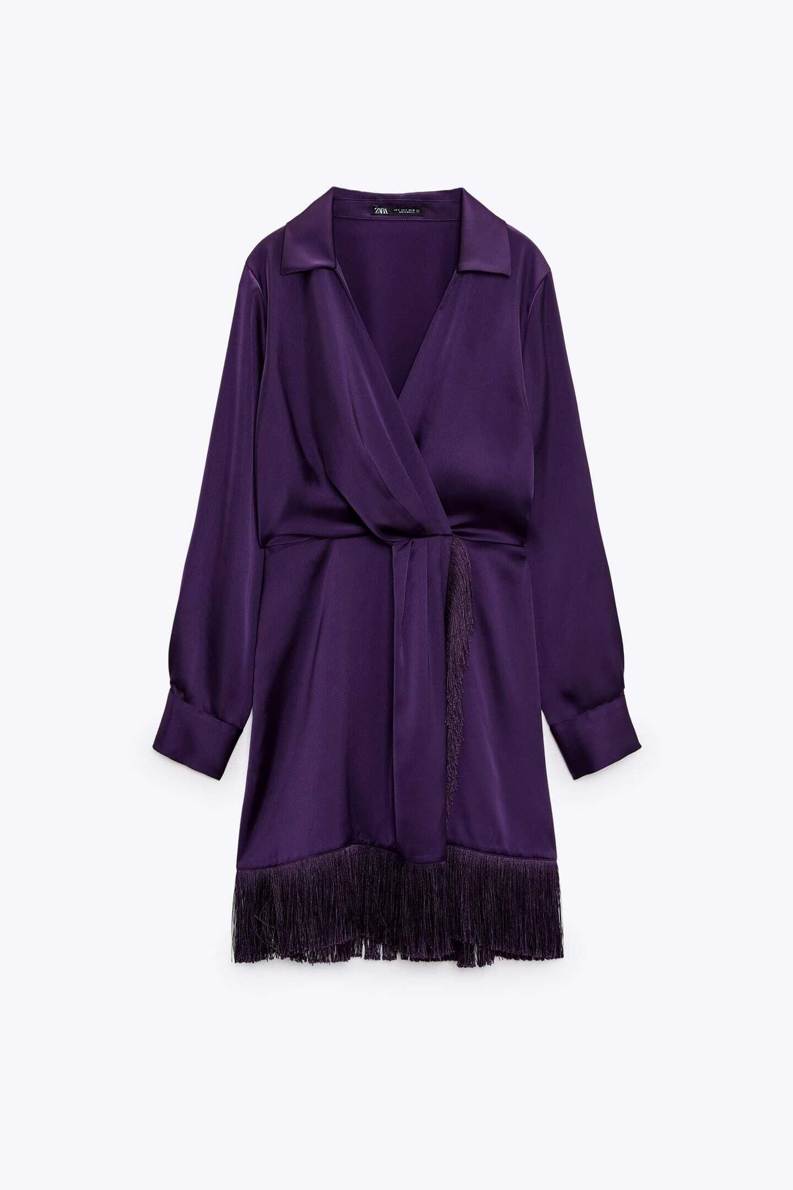 Vestido de flecos de Zara.