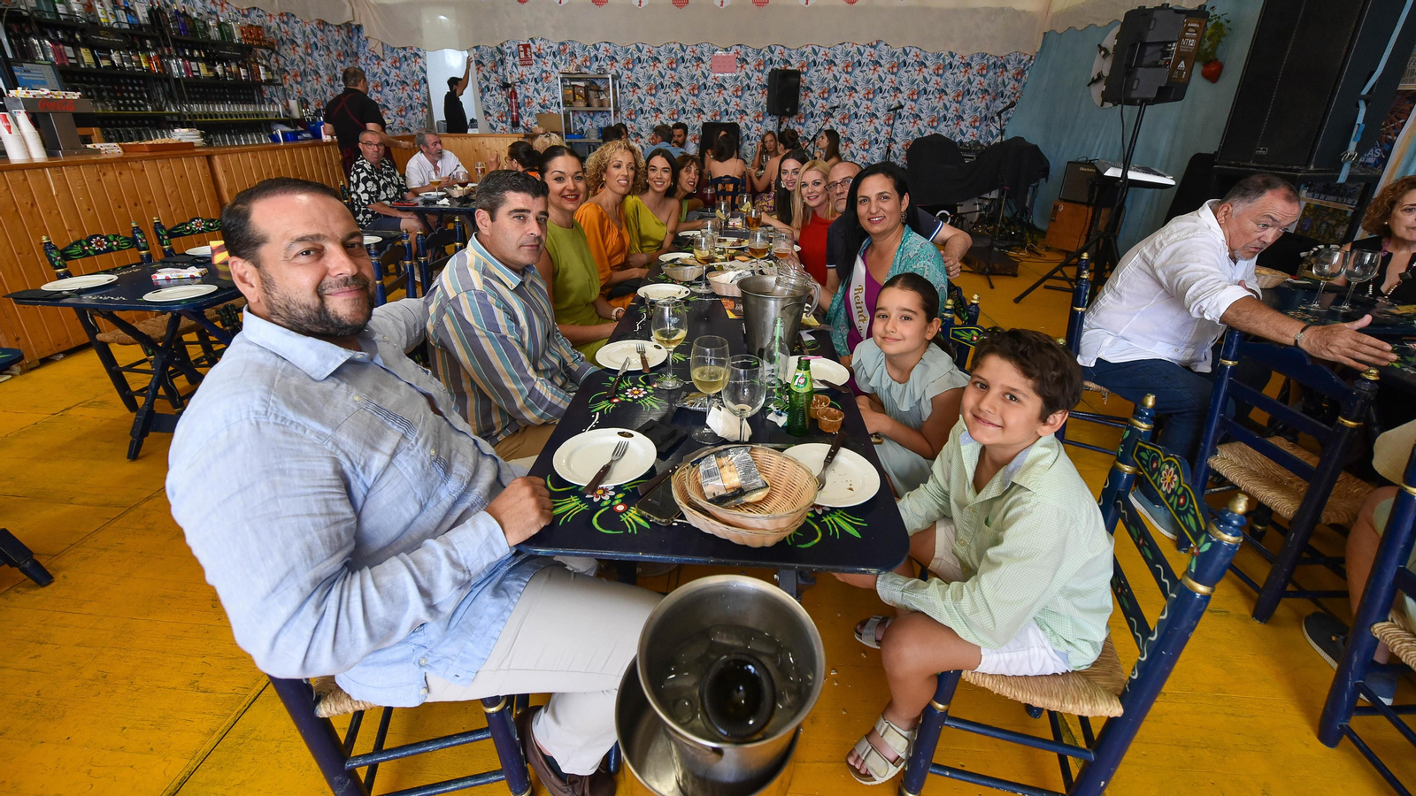 Búscate en las fotos del viernes en la Feria Real de Algeciras