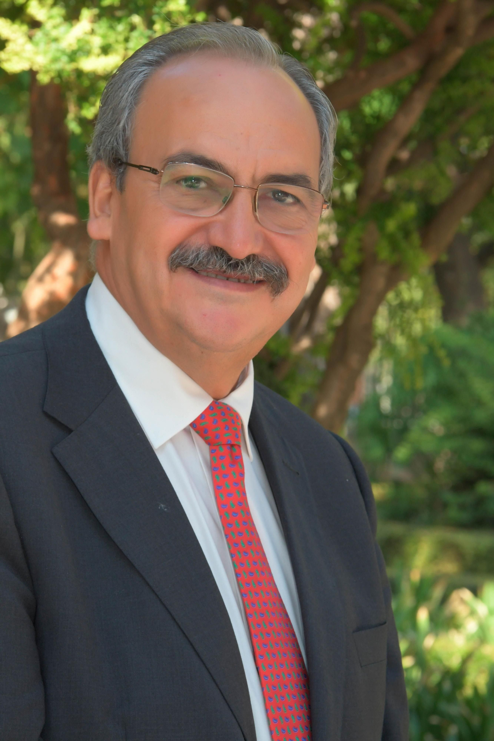 "Las universidades deben aportar lo que la sociedad demanda"