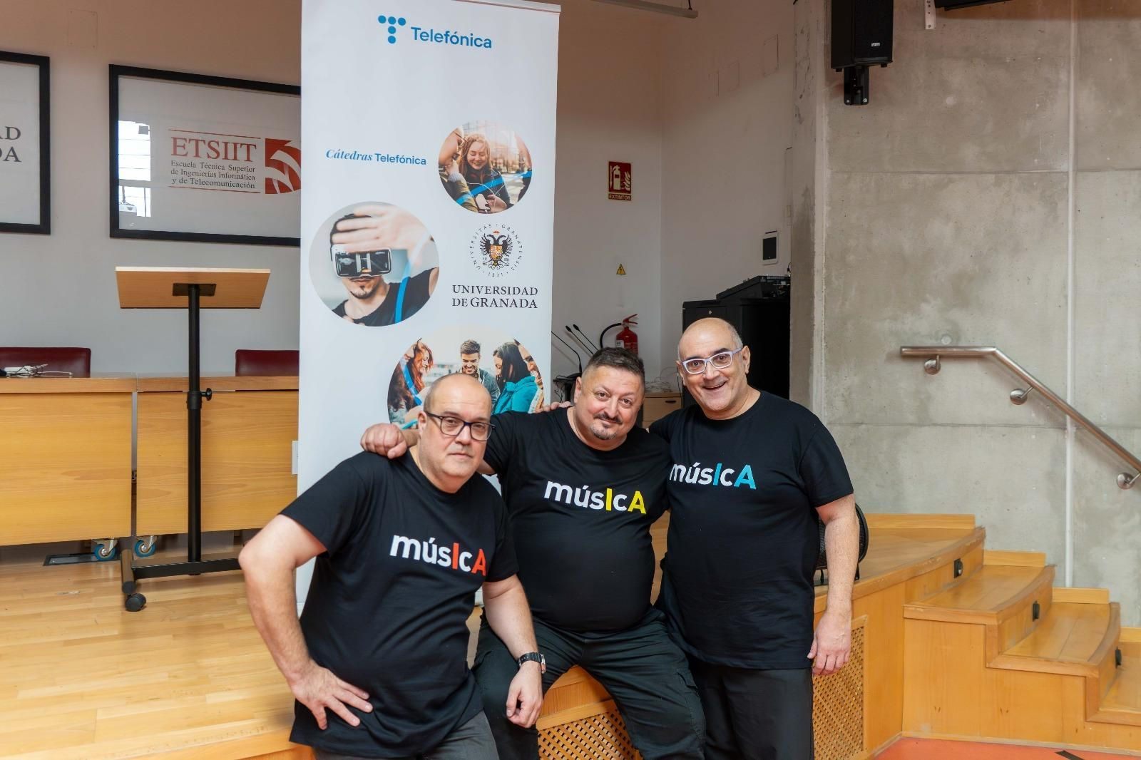 De izquierda a derecha: José Antonio Silva, Toni Postigo y Mike Platinas.