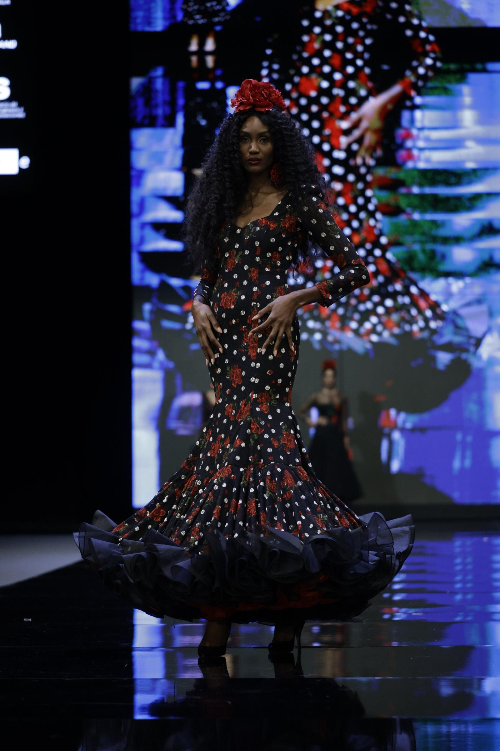 Desfile de Sara de Benítez en SIMOF 2025, todas las fotos