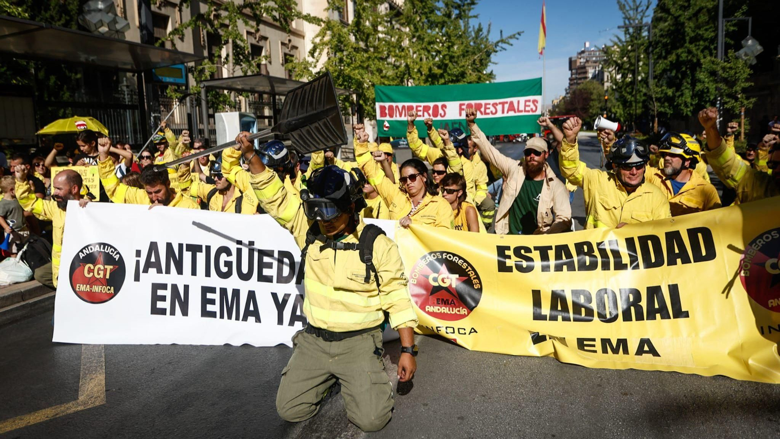 Concentración de bomberos del Infoca este viernes en Granada