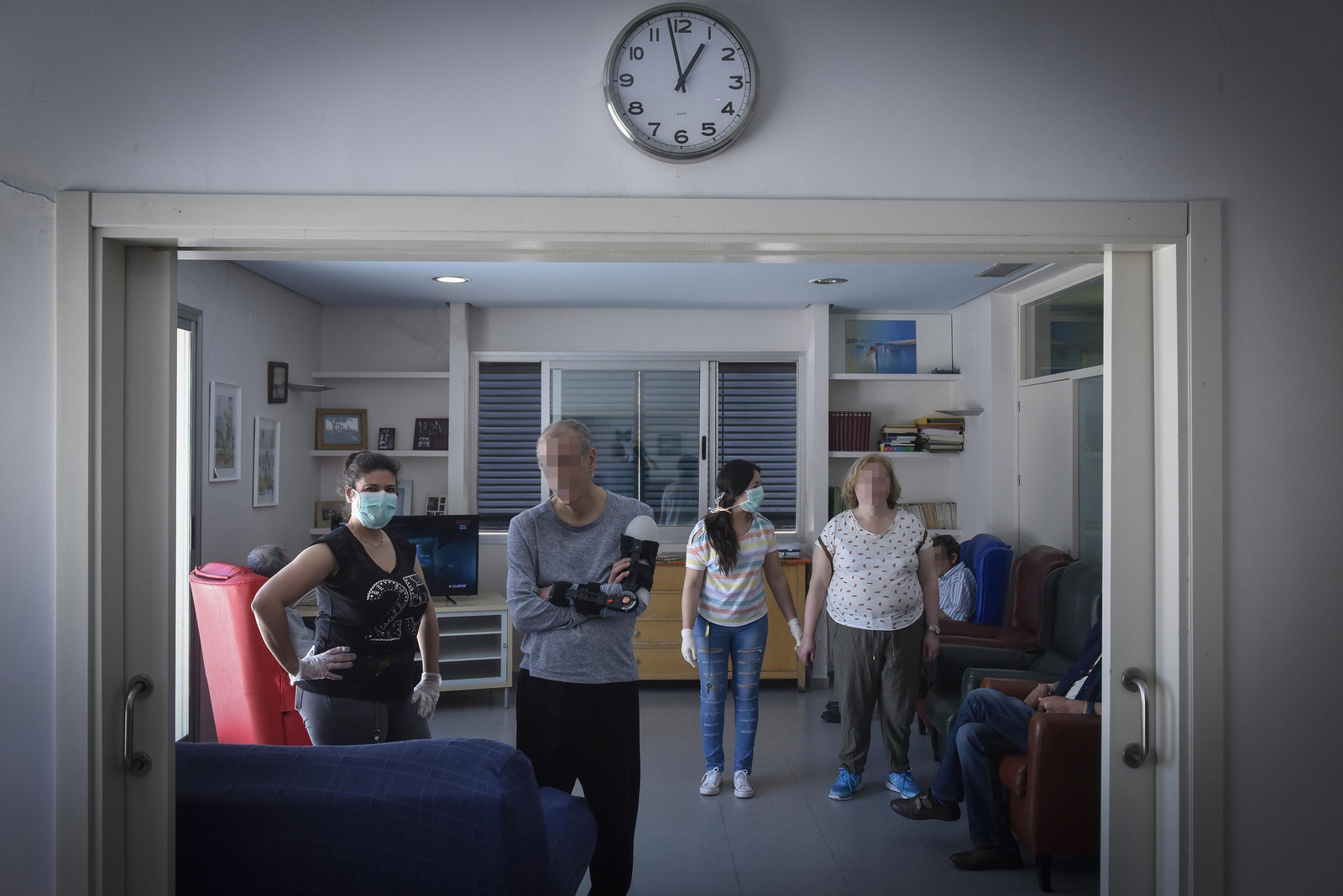 La resistencia de las personas con problemas de salud mental y sus cuidadores: un confinamiento ejemplar La resistencia de las personas con problemas de salud mental y sus cuidadores: un confinamiento ejemplar