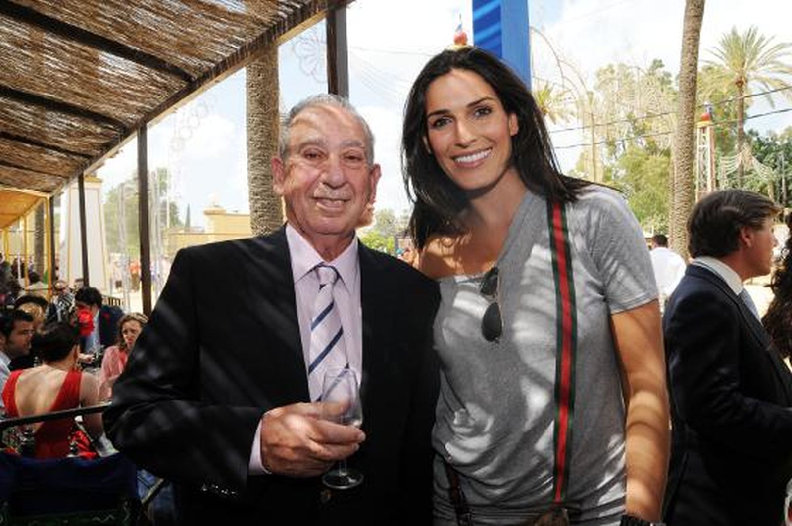 Carmelo Delfín con la modelo Verónica Hidalgo.

Foto: Manuel Mateo