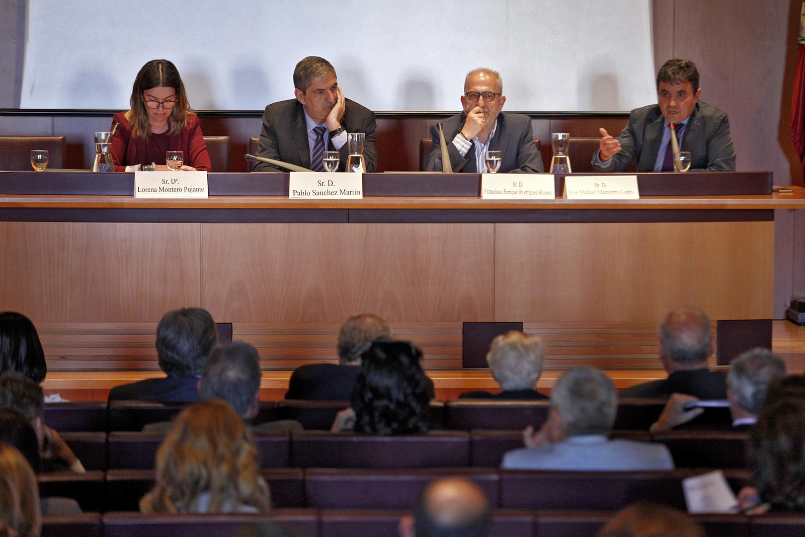 La fiscal Lorena Montero, el juez decano de Cádiz Pablo Sánchez, Francisco Enrique Rodríguez, LAJ en Jerez, y José Manuel Manzorro, miembro de ICA.