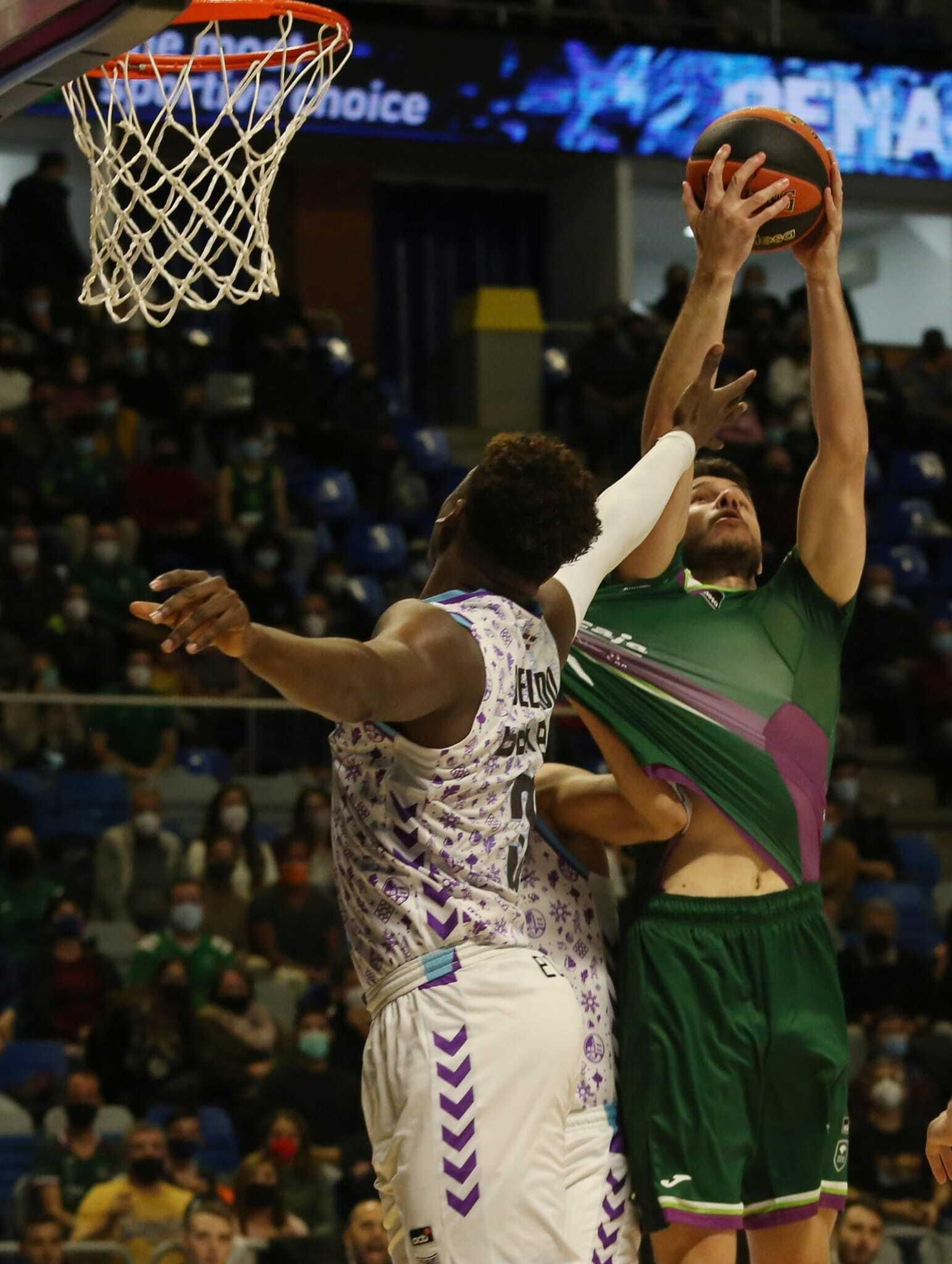 Las fotos del Unicaja-Surne Bilbao Básket