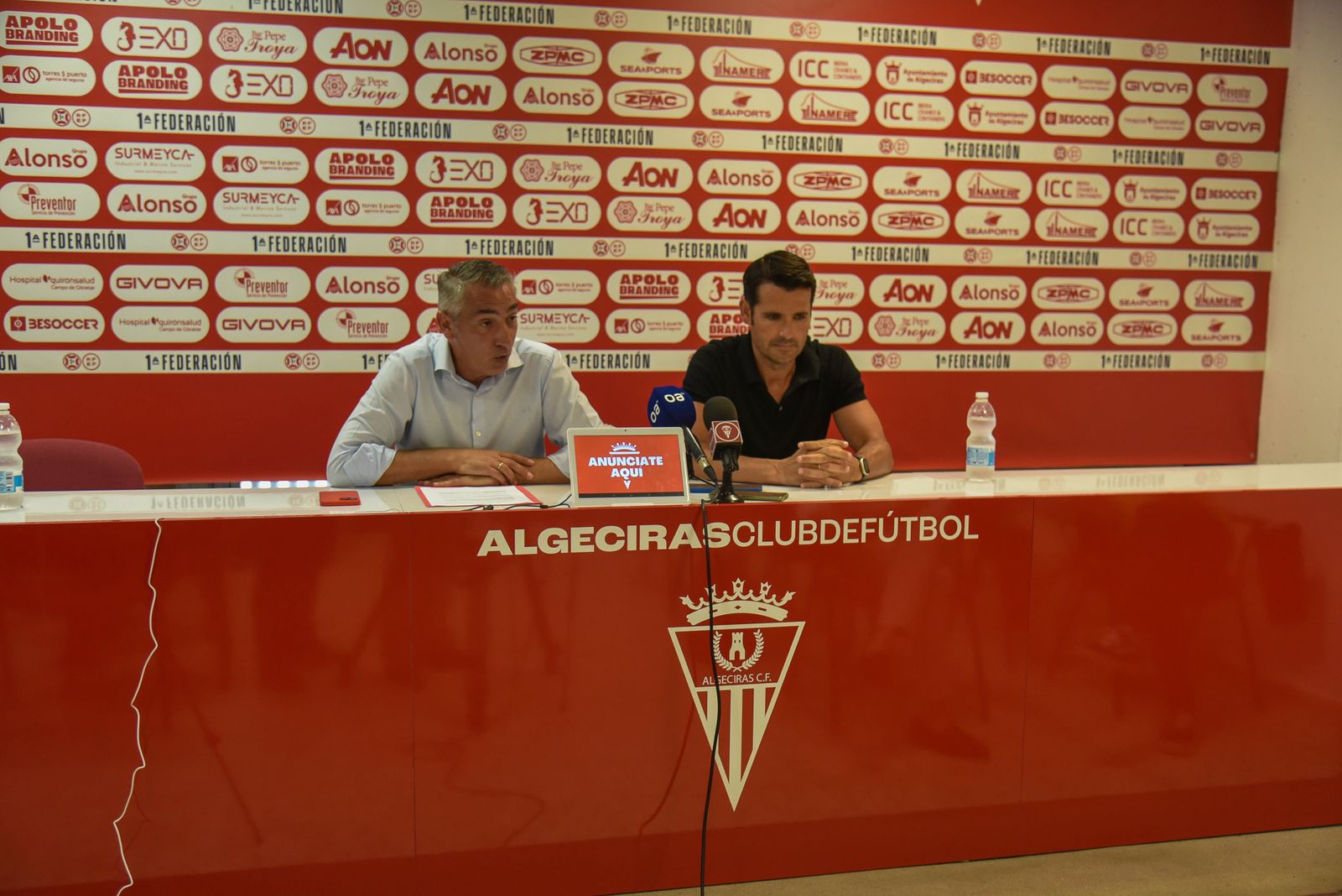 Las fotos de la presentación de Lolo Escobar como entrenador del Algeciras CF