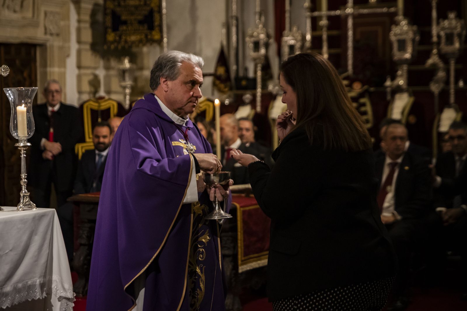 La Virgen de las Angustias recibe la Medalla de Oro de Jerez