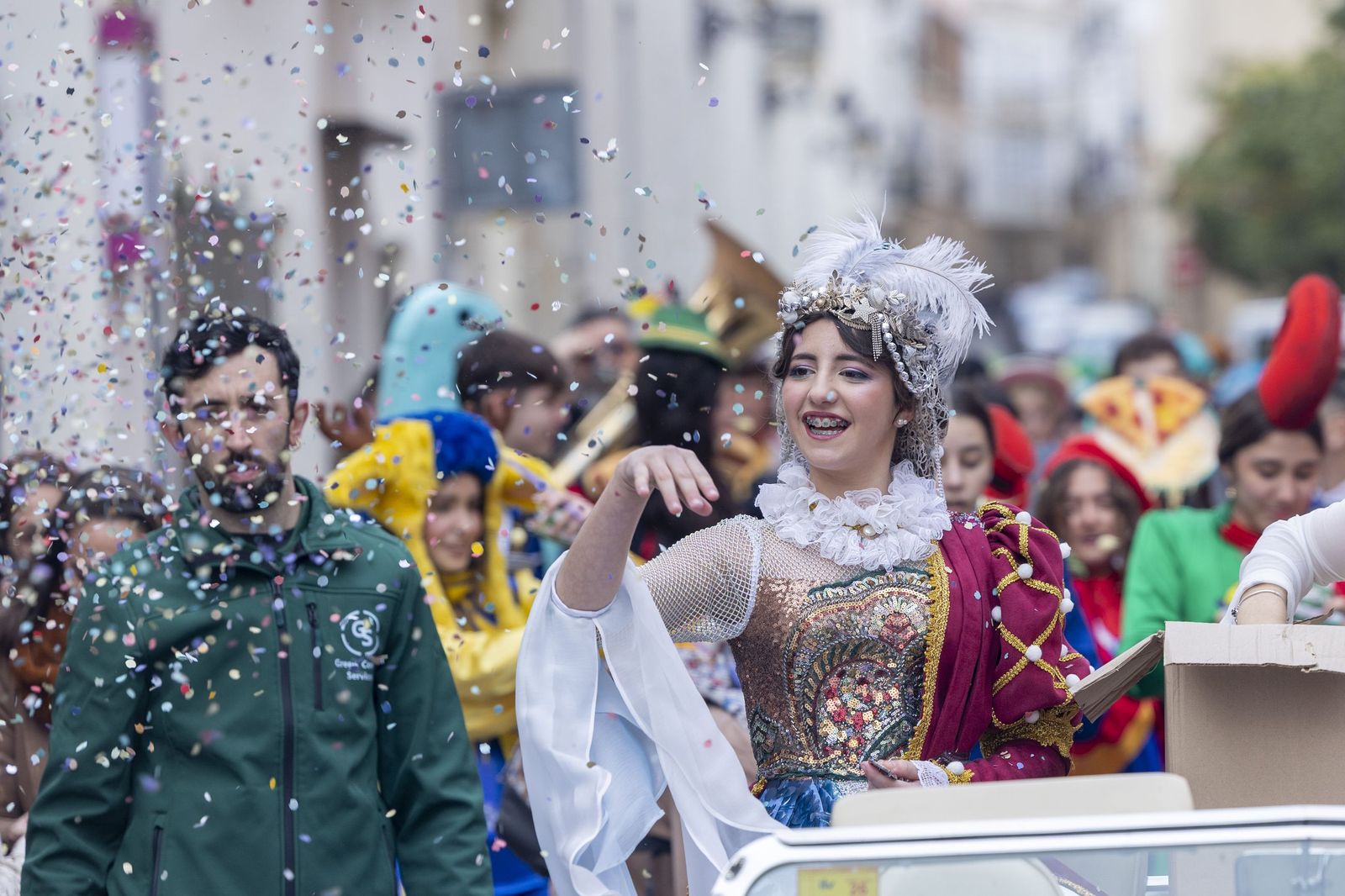 El Carnaval en la calle calienta motores: pregón infantil y concierto en San Antonio