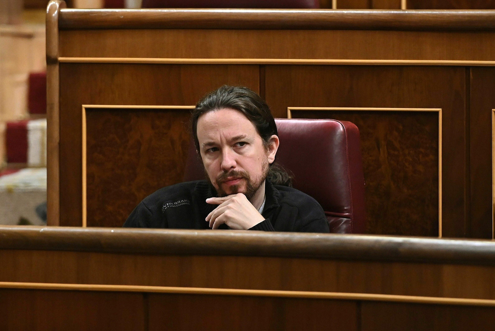 Pablo Iglesias, en su escaño del Congreso. Pablo Iglesias, en su escaño del Congreso.