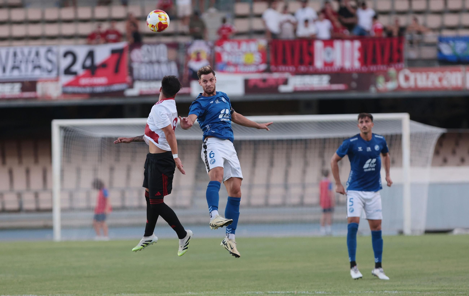 Imágenes del Trofeo Pepe Ravelo entre Xerez DFC contra Sevilla Atlético en Chapín
