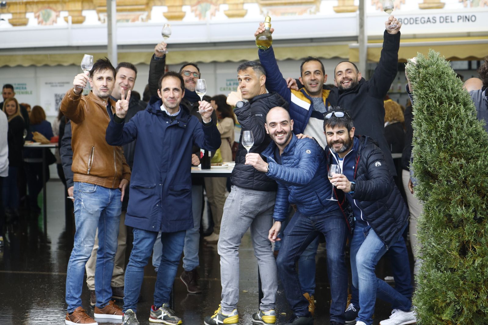 Las imágenes de un lluvioso tercer día de la Cata del Vino en Córdoba