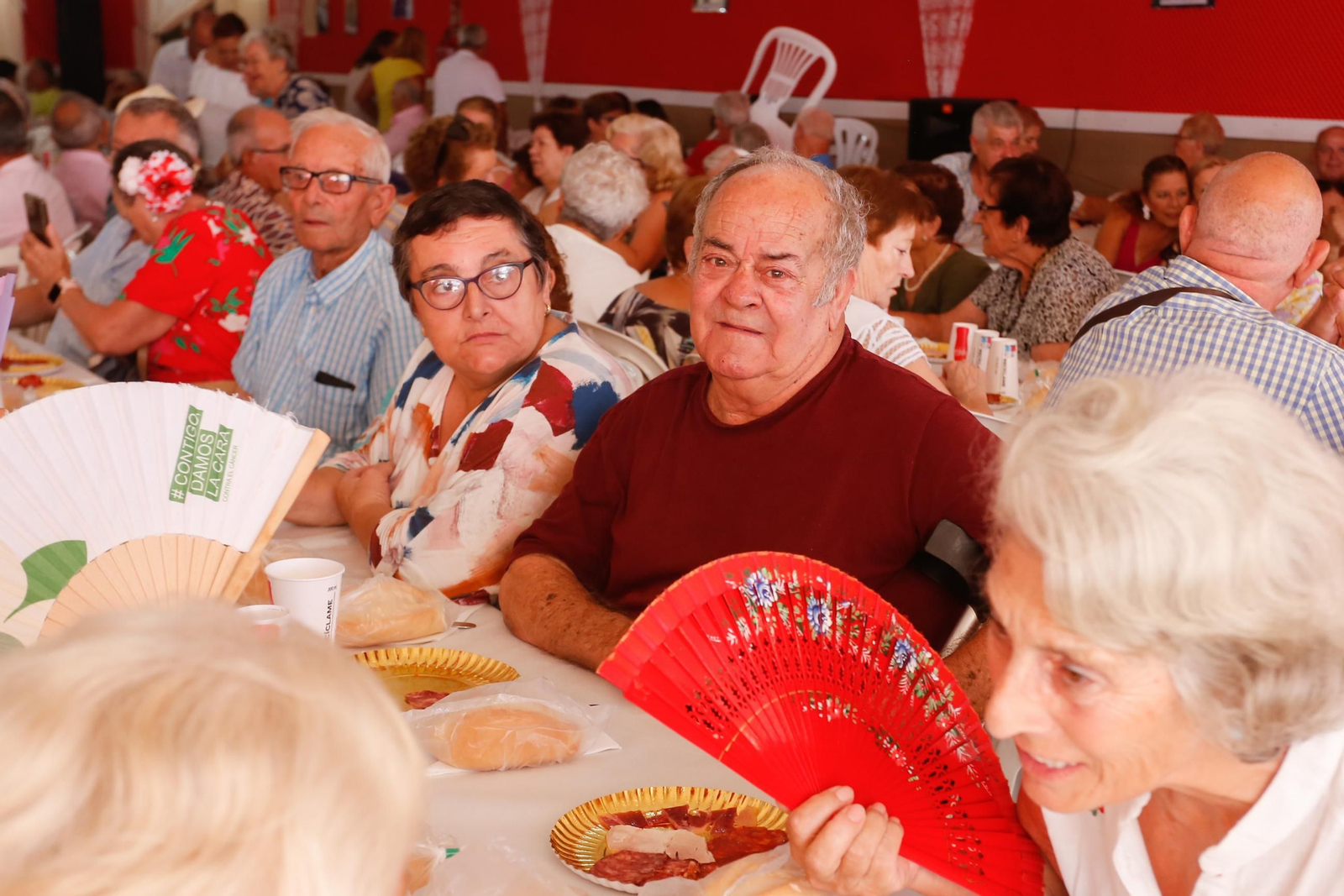 Búscate en las fotos del lunes en la Feria de Tarifa