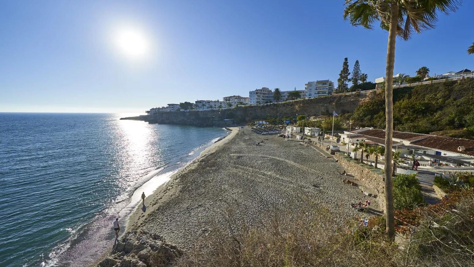 Playa El Salón, en Nerja.