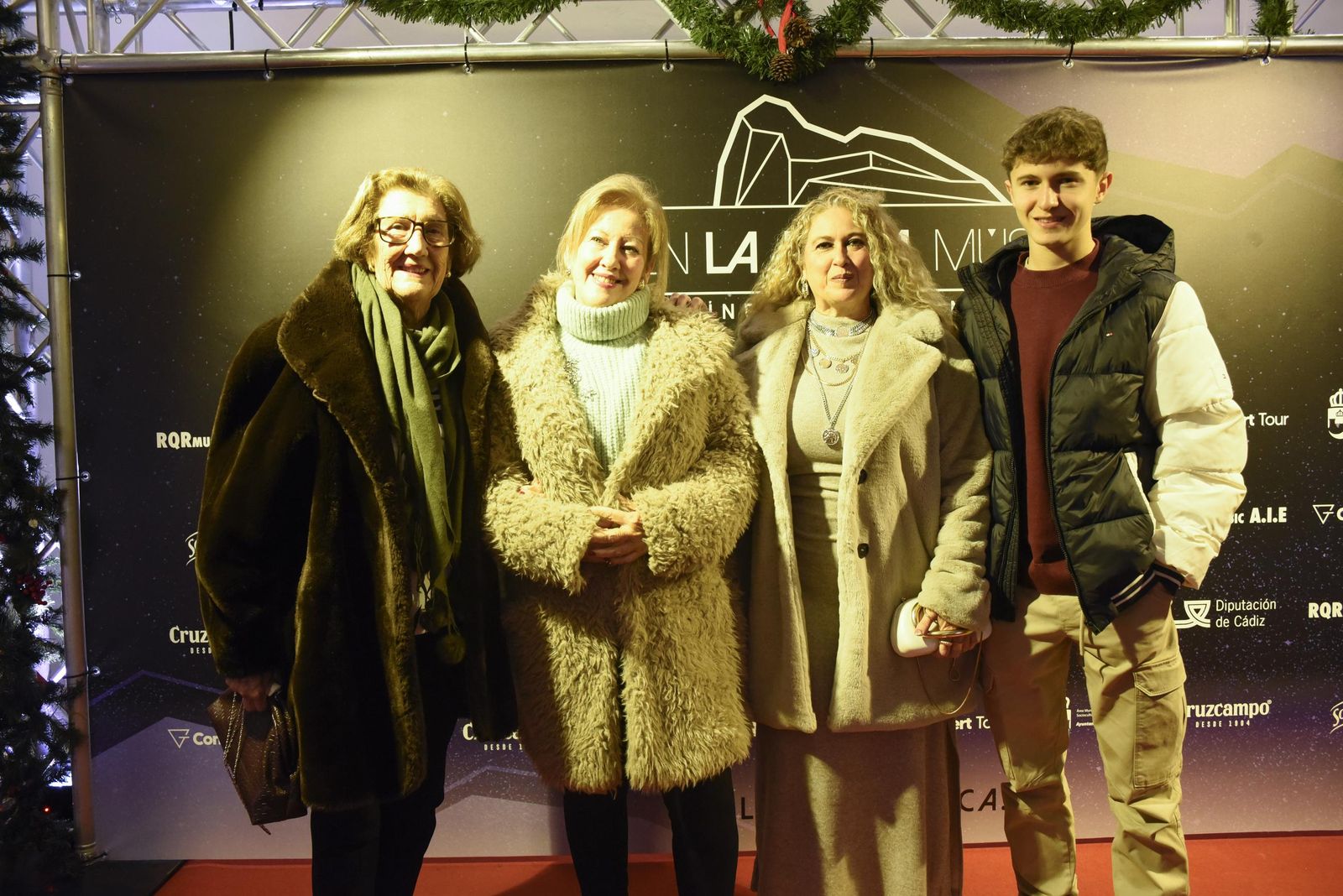 Fotos del recital 'Así canta Jerez en Navidad' en La Línea