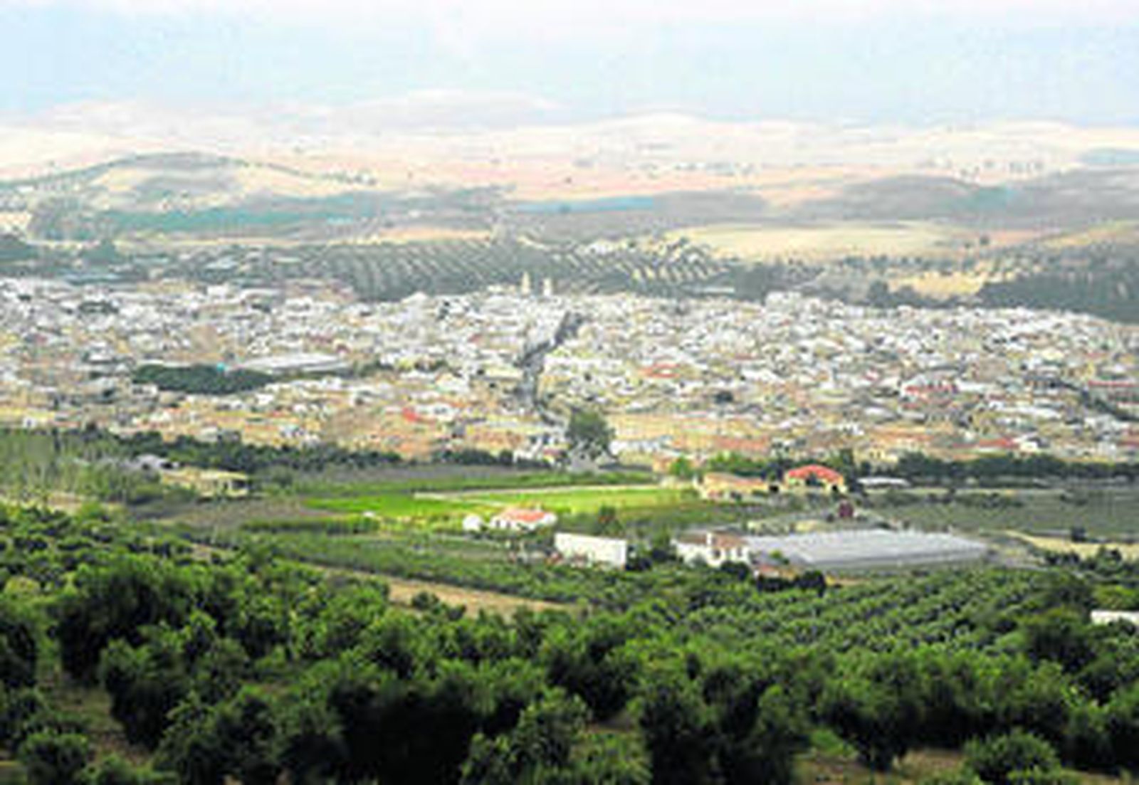 Una vista panorámica de Puerto Serrano.