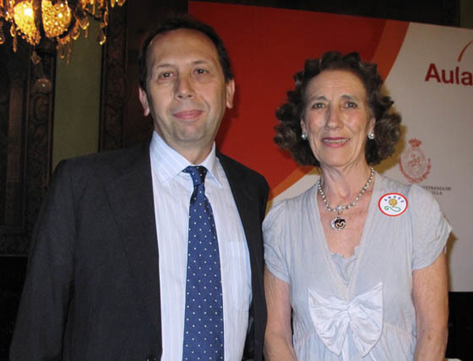 José Antonio Carrizosa, director de Diario de Sevilla, y María Luisa Guardiola, presidenta de Andex.  Foto: Victoria Ramírez