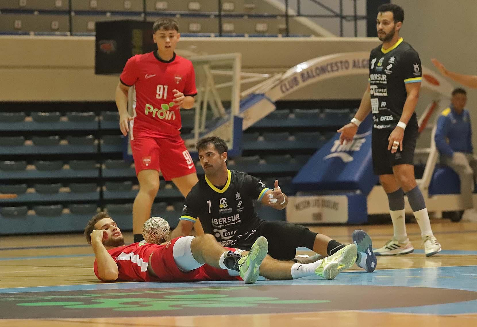 Las mejores fotos del BM Ciudad de Algeciras - BM Sevilla de la Primera Nacional