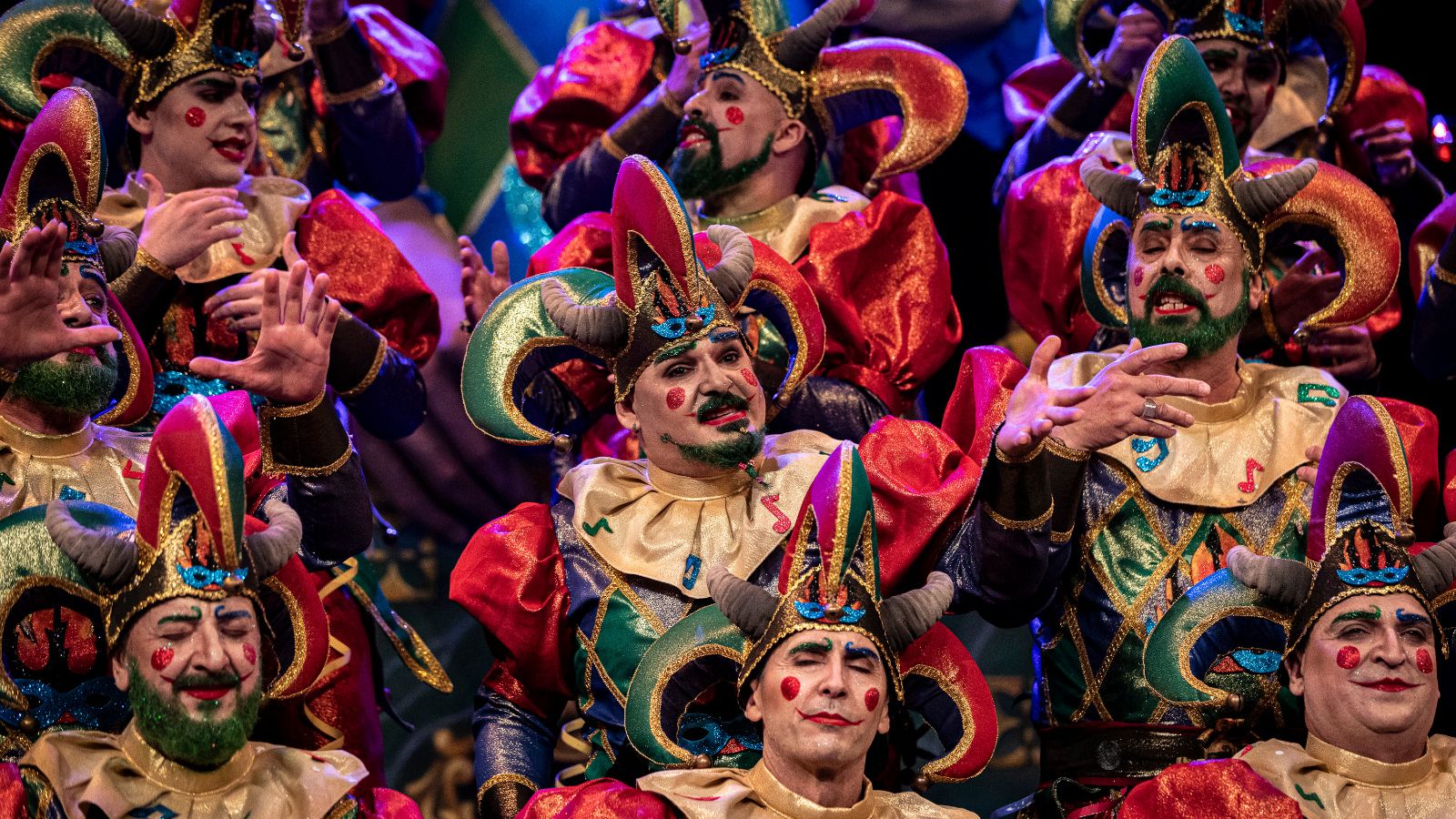 Búscate entre las mejores imágenes de la primera sesión de semifinales del COAC 2025